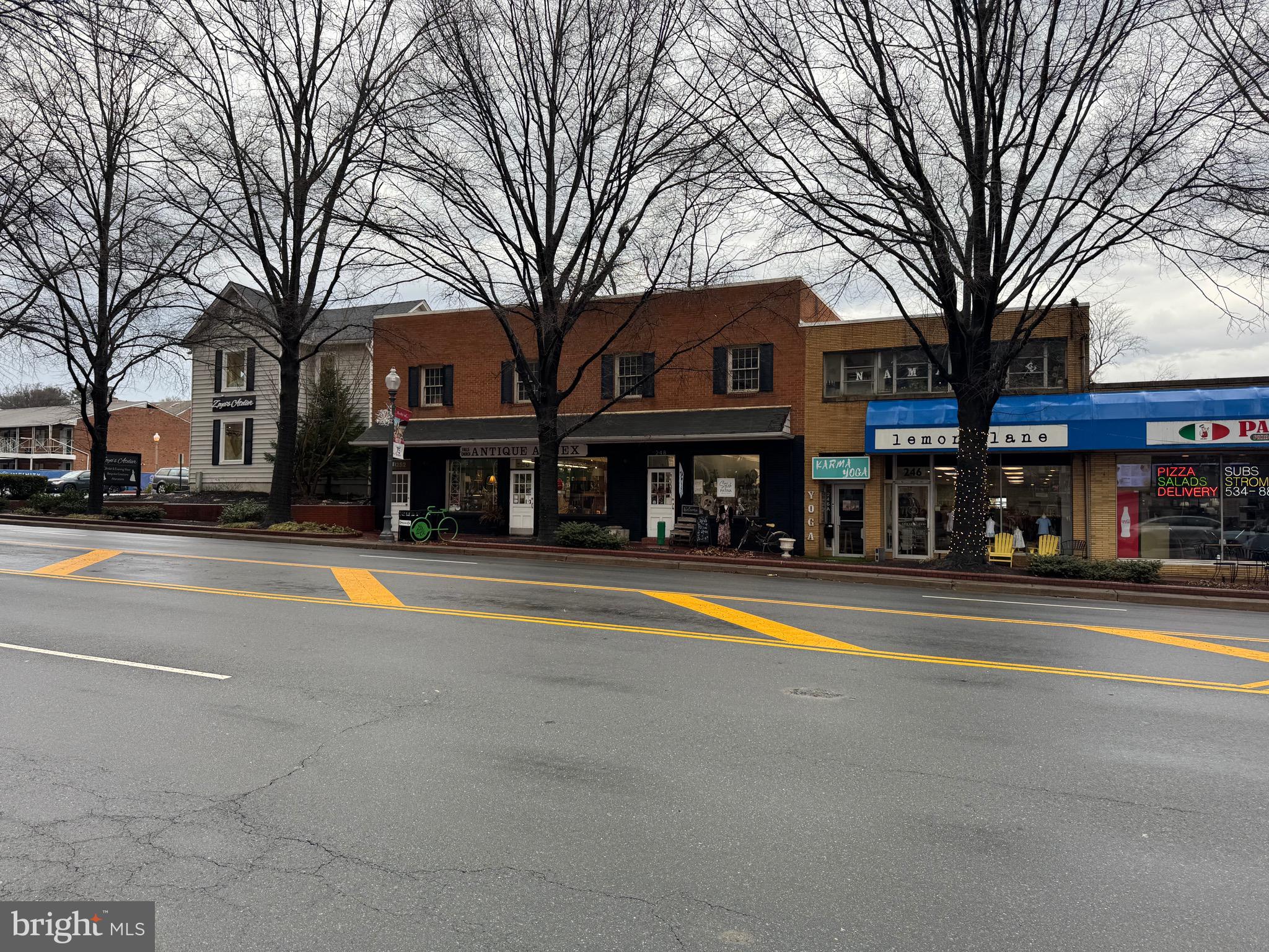 248 W BROAD STREET 252