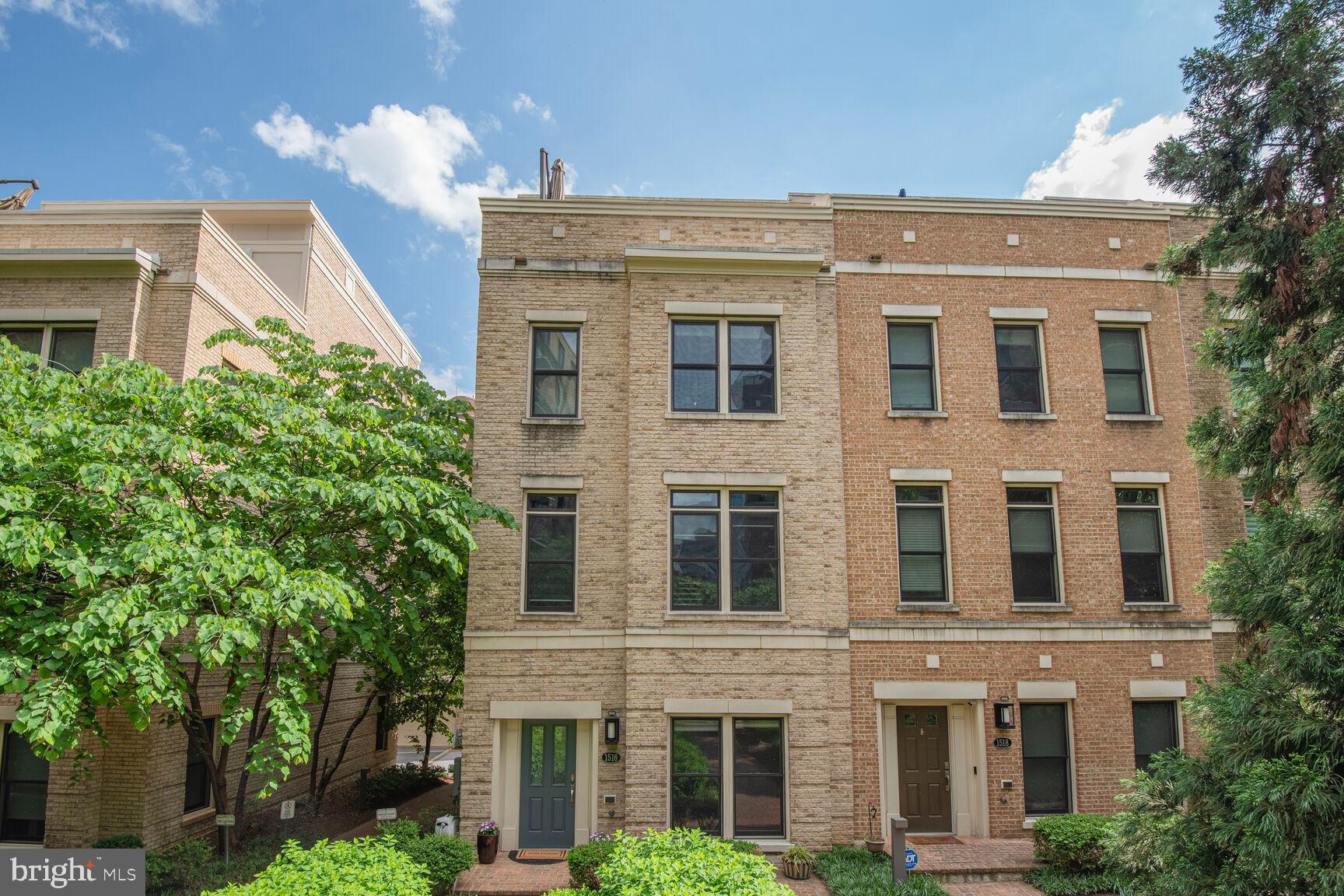 ROSSLYN - Residential