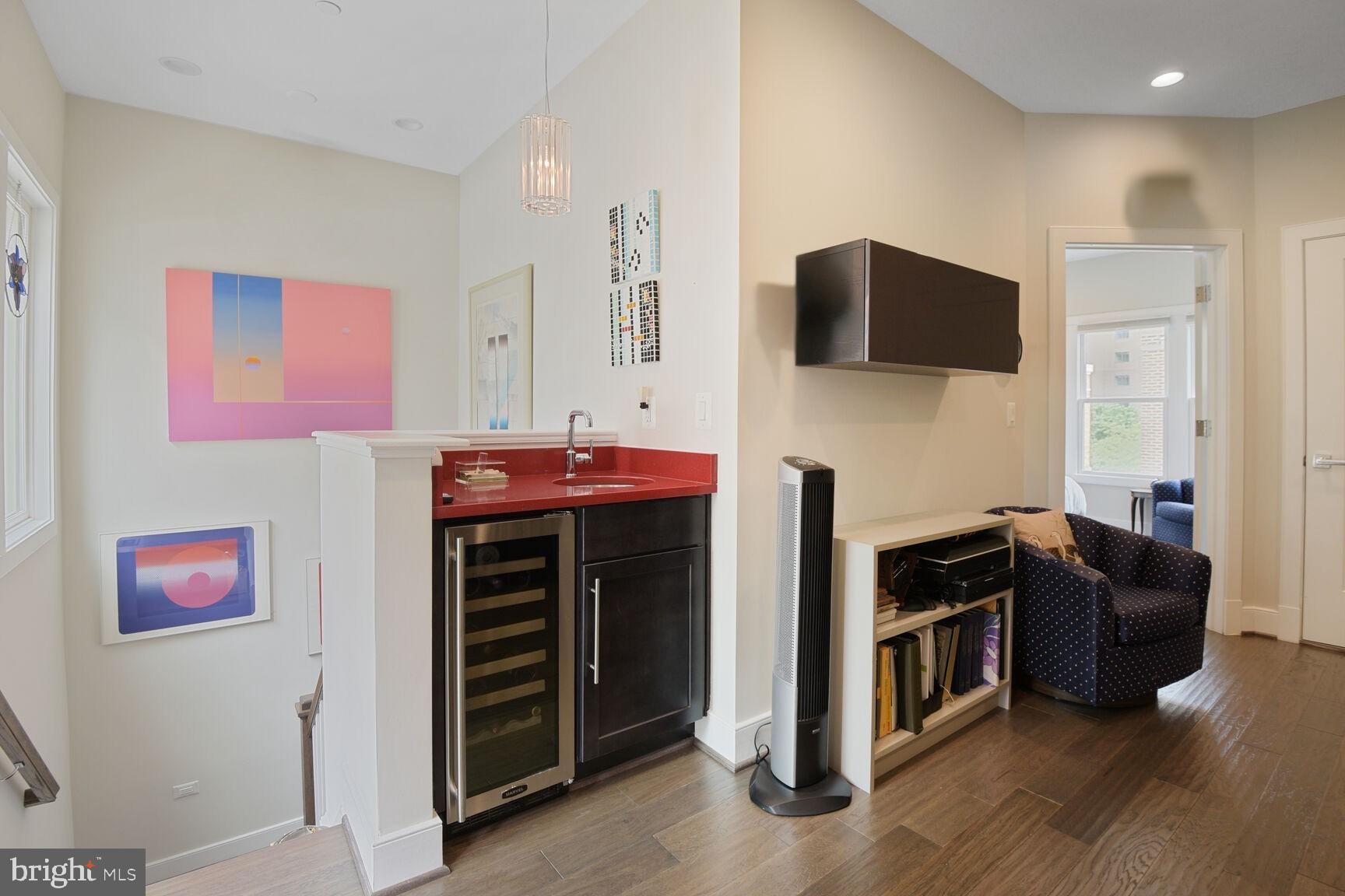 ROSSLYN - Residential