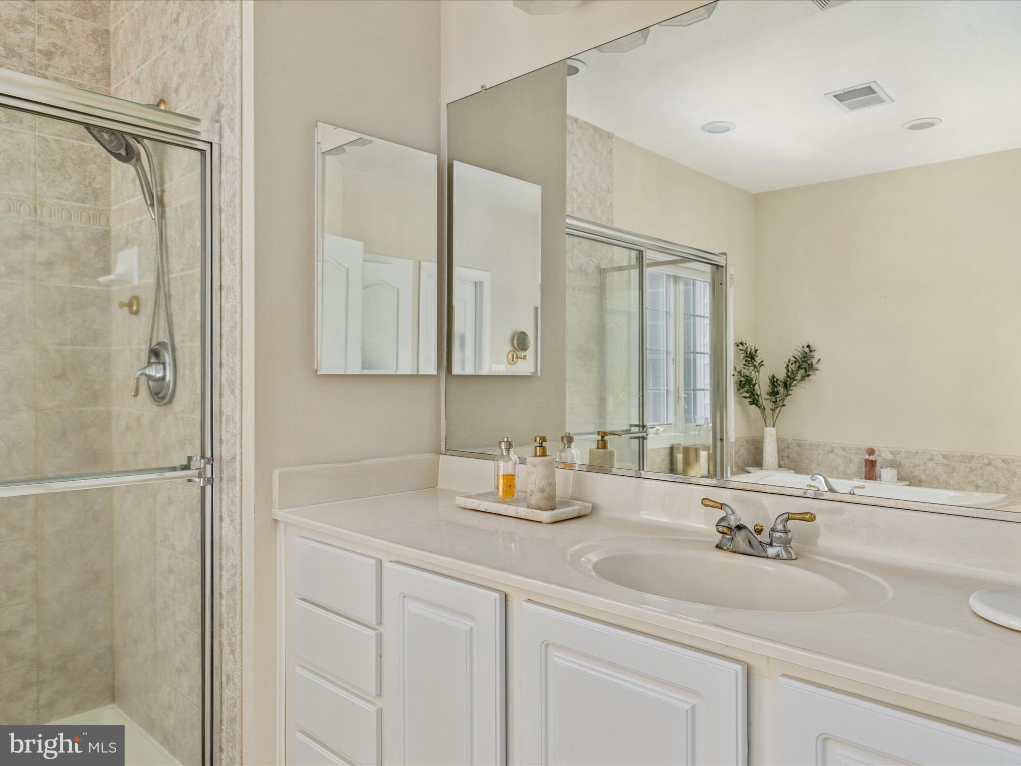 LENAH RUN - Residential