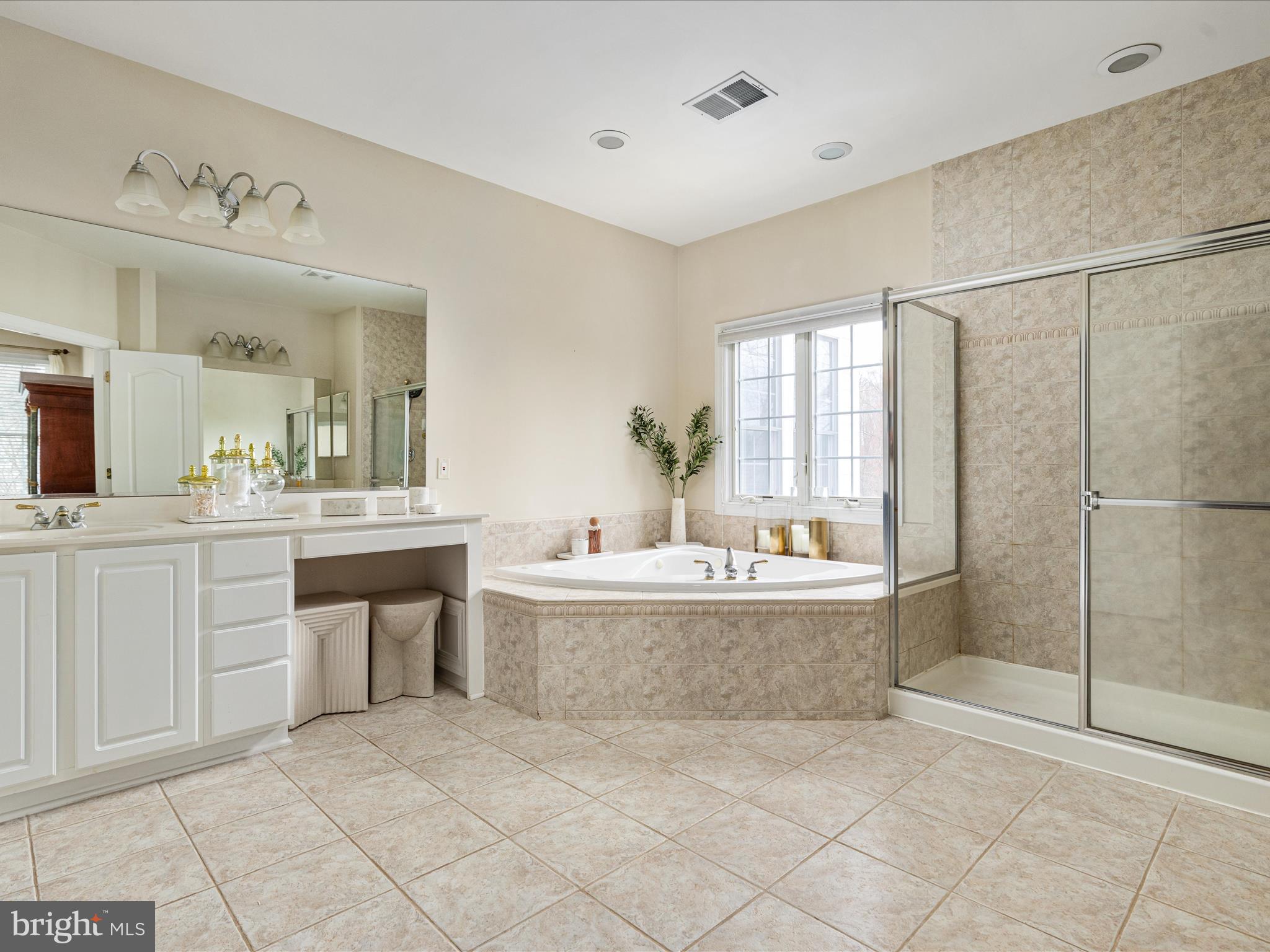 LENAH RUN - Residential