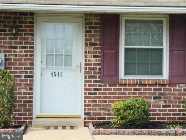 In the heart of Neshaminy Valley, this 2 bedroom, 1.5 bathroom townhouse abounds with charm. Featuring a modern kitchen with Stainless Steel appliances including a side-by-side refrigerator, microwave, dishwasher and garbage disposal. The dining area/living room leads to a large, fenced yard through sliding glass doors. There is a first floor powder room for convenience. Upstairs you will find two nice sized bedrooms, a full bathroom, and a washer and dryer. Conveniently located near I-95, Route 1, and the PA turnpike. Just down the road from shopping, restaurants and the Neshaminy Movie Theater.