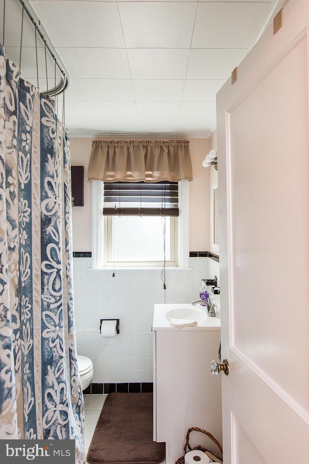 LANCASTER - Residential