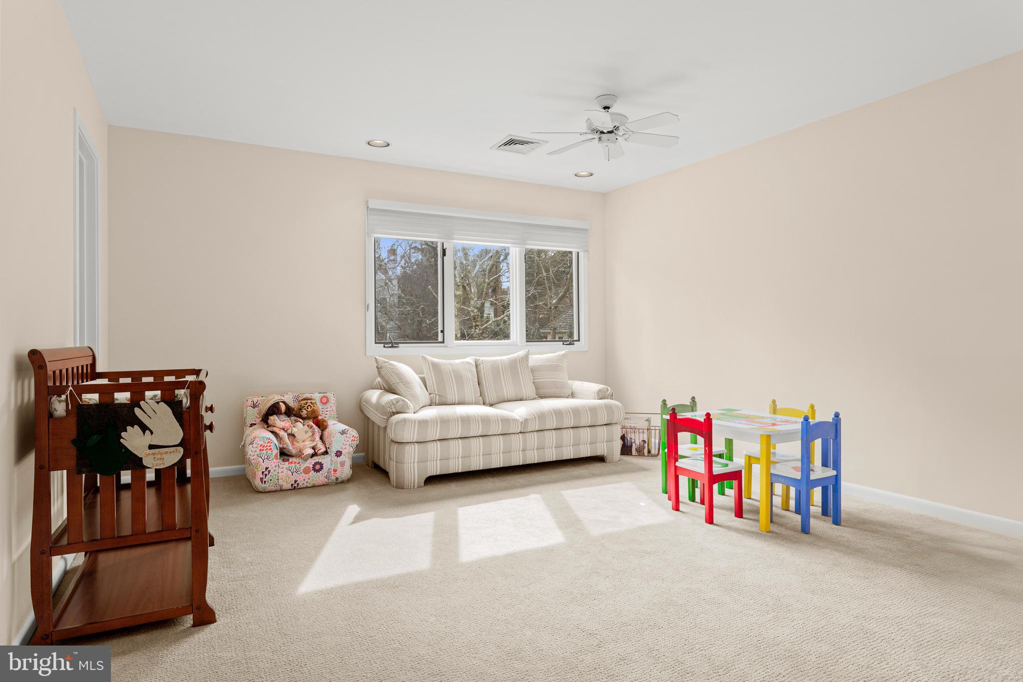 GLADWYNE - Residential