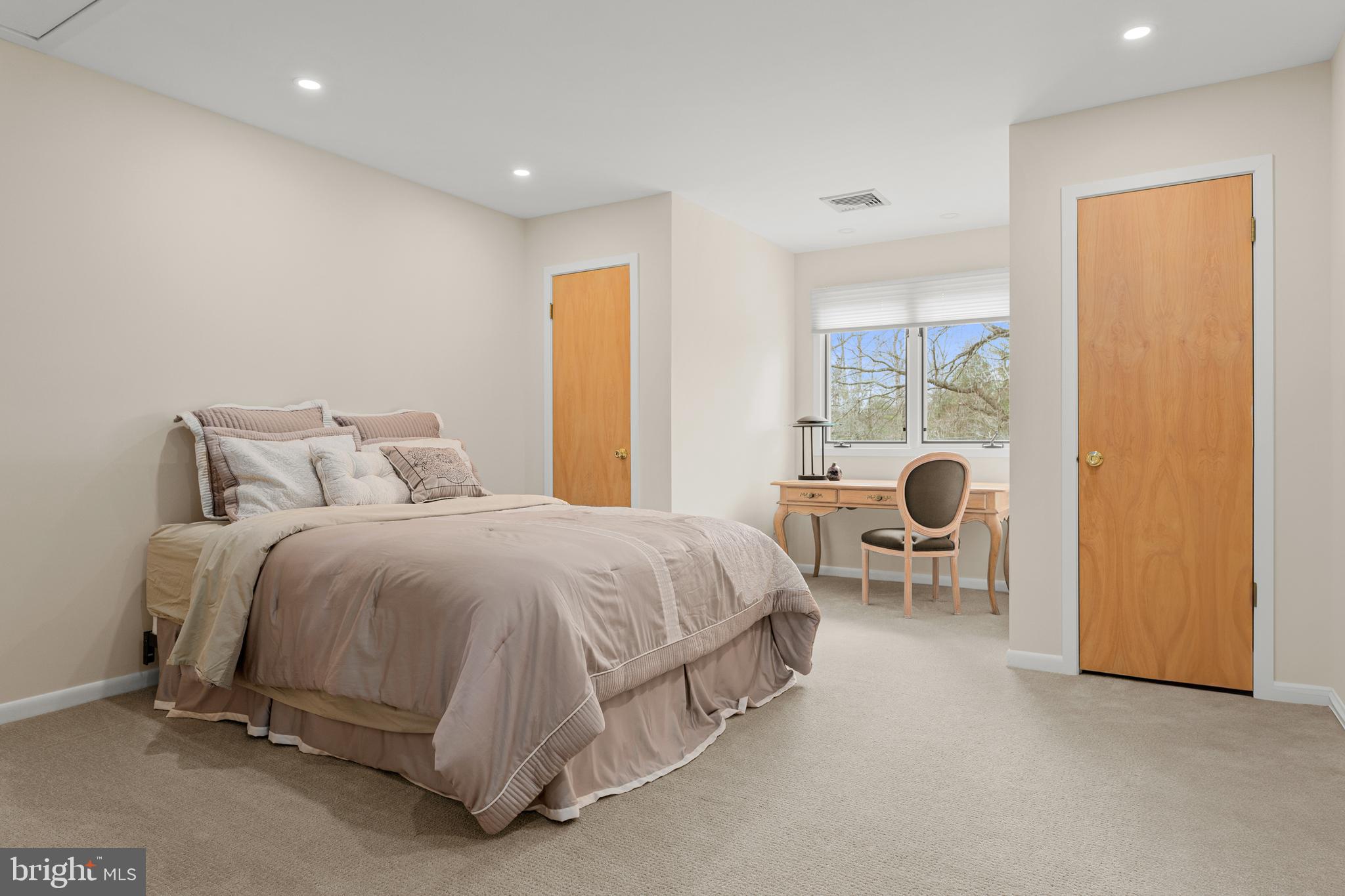 GLADWYNE - Residential