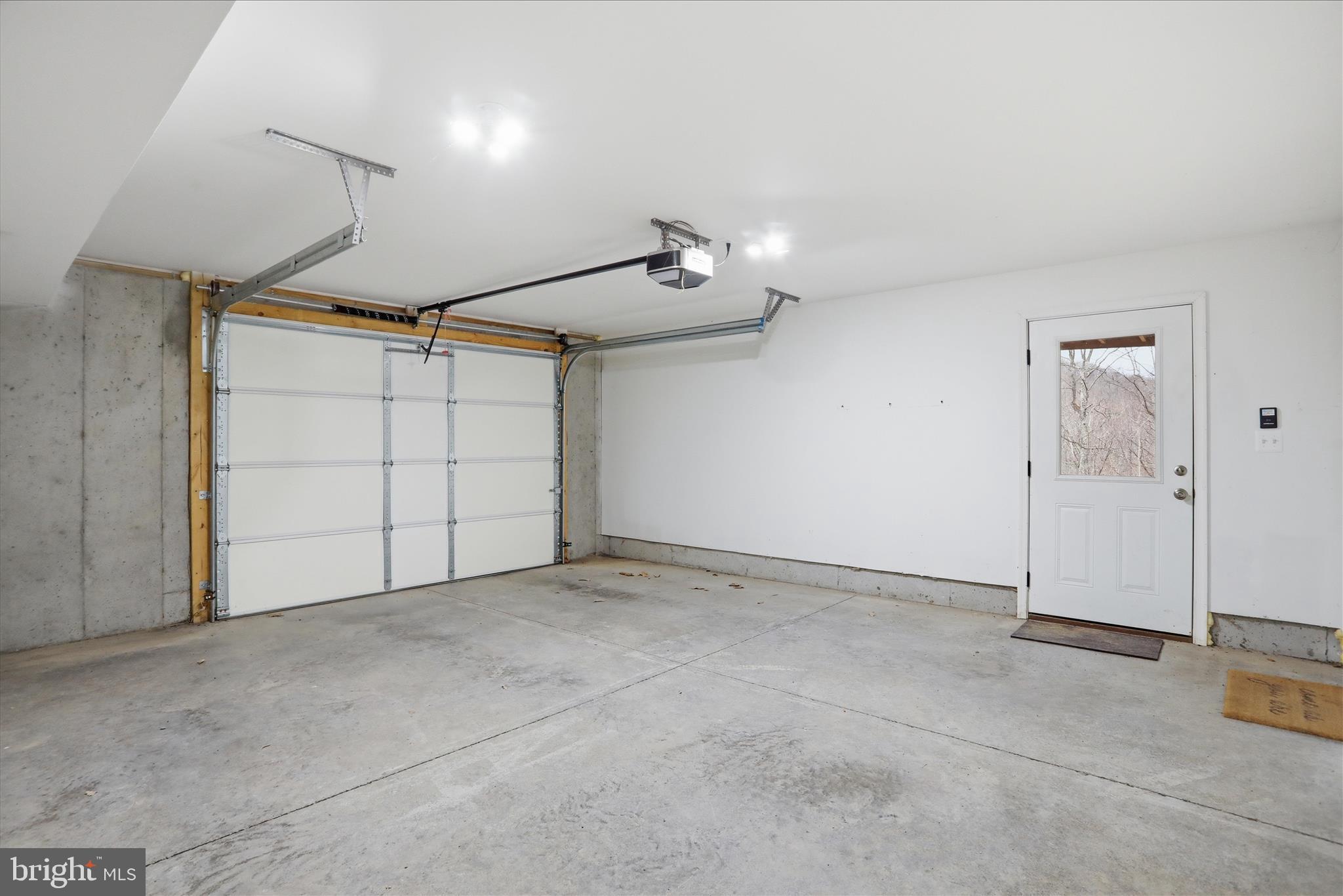 APPLE MT LAKE - Residential