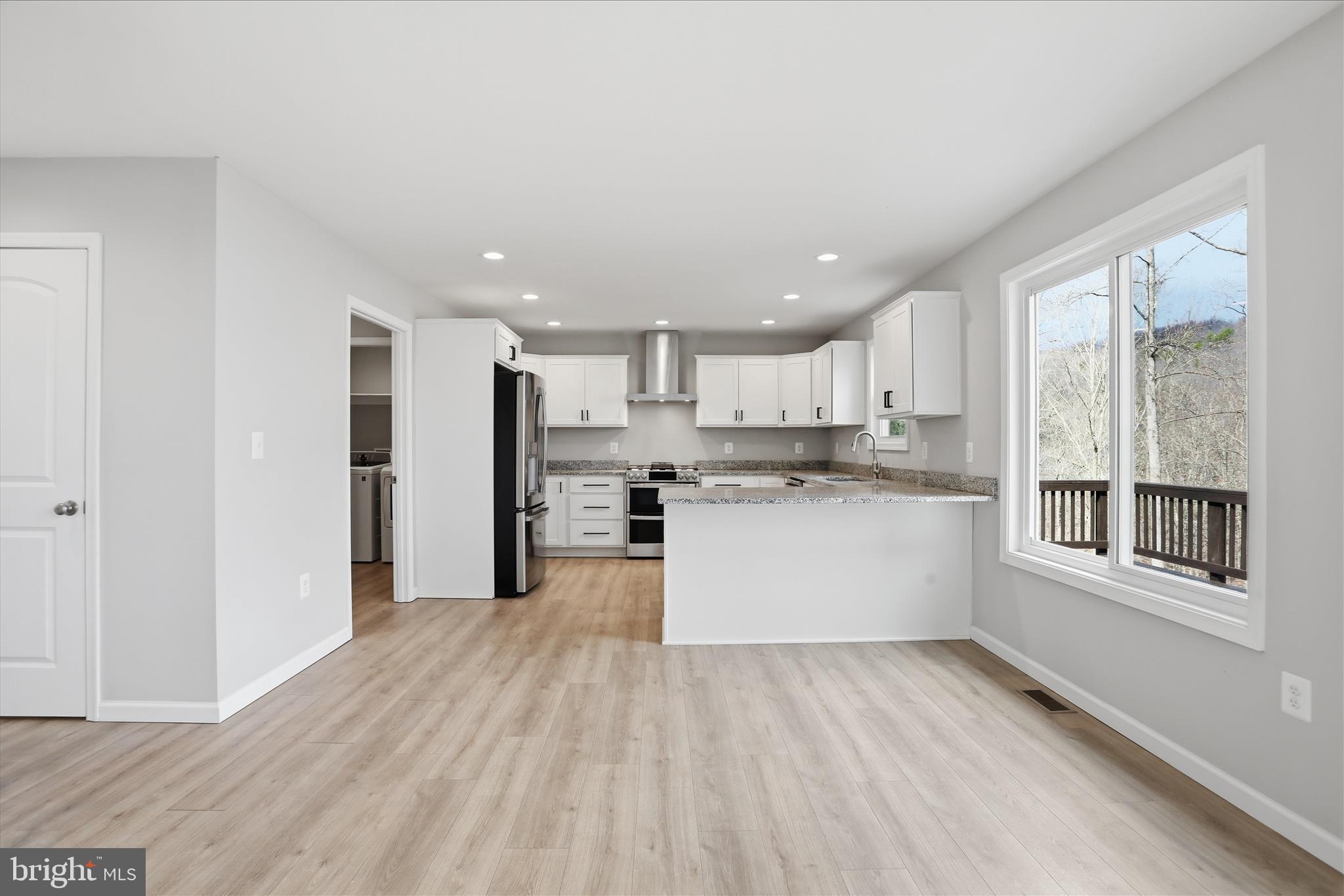 APPLE MT LAKE - Residential