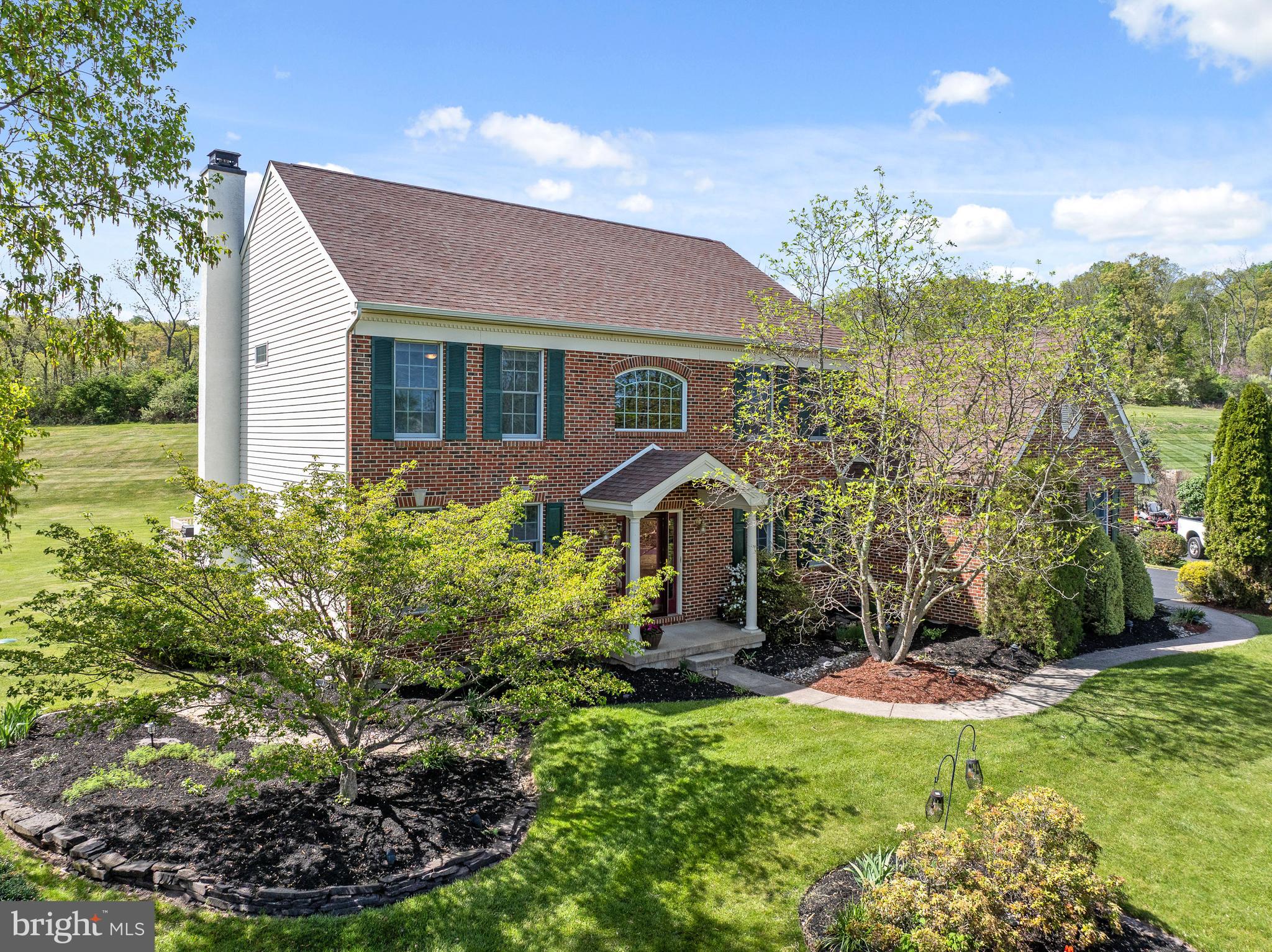 73 SALFORD WAY