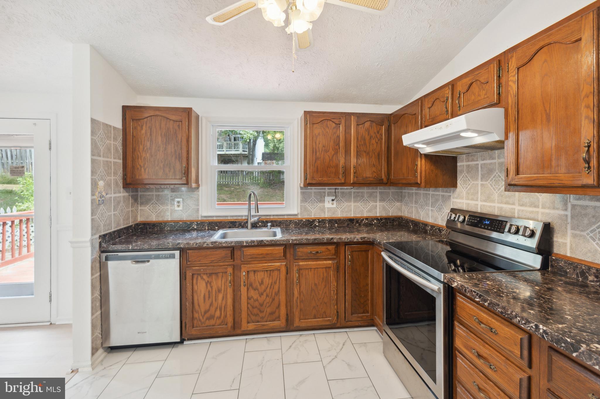 TANGLEWOOD - Residential