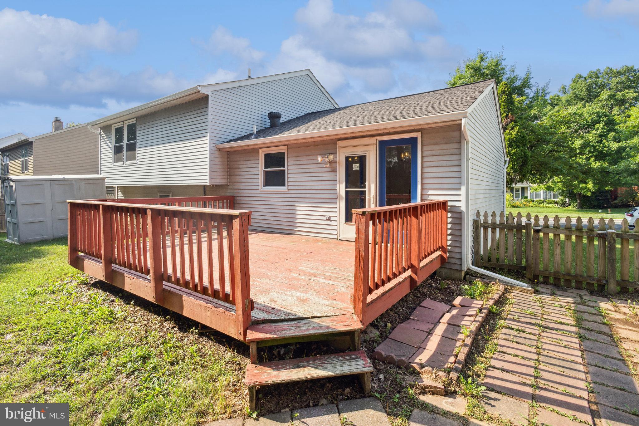 TANGLEWOOD - Residential