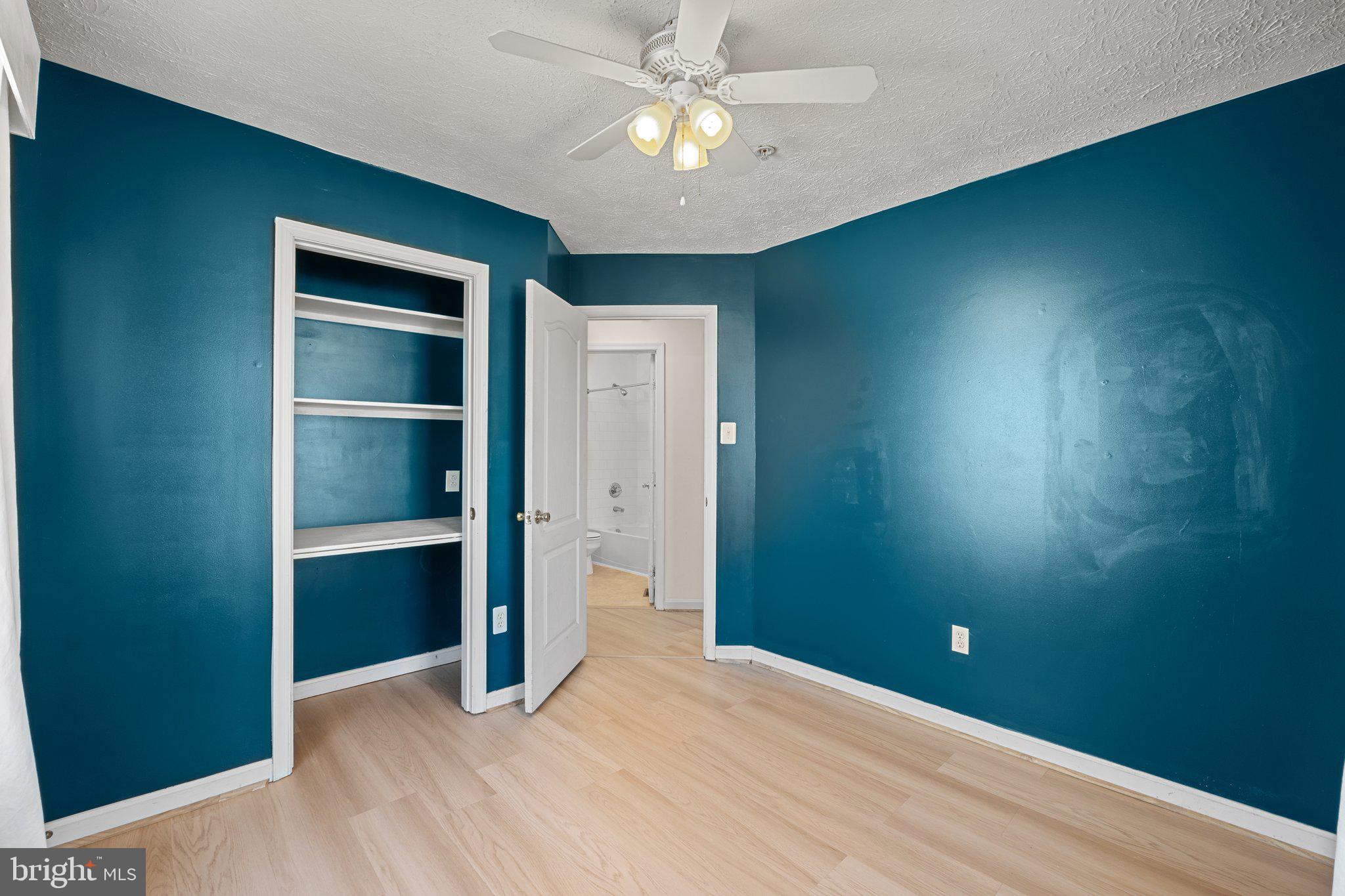 PIN OAK VILLAGE - Residential Lease