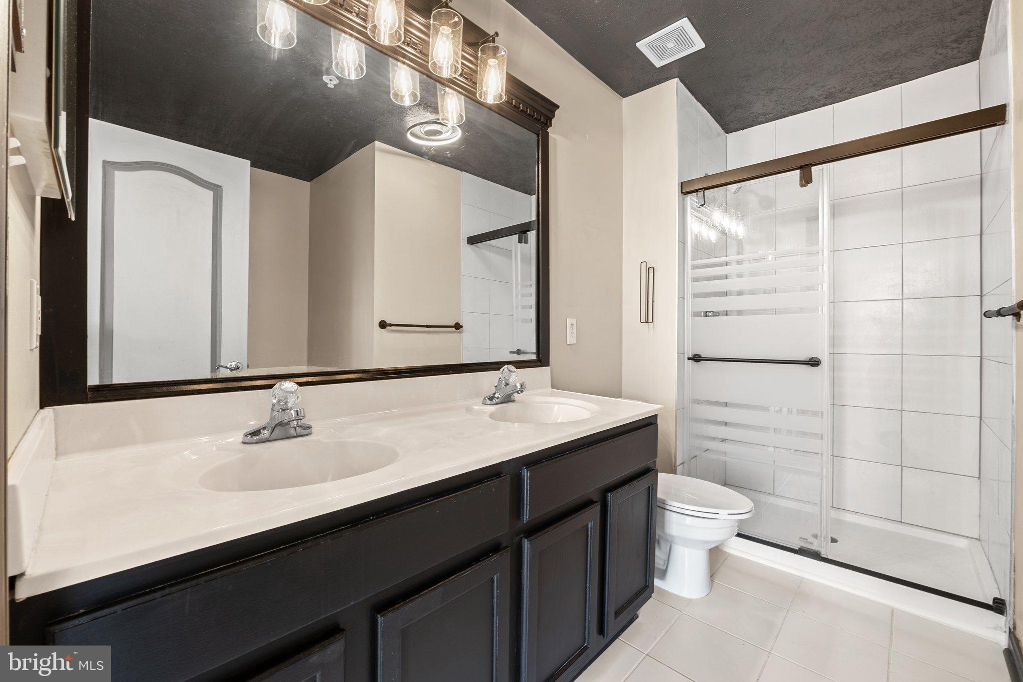 PIN OAK VILLAGE - Residential Lease