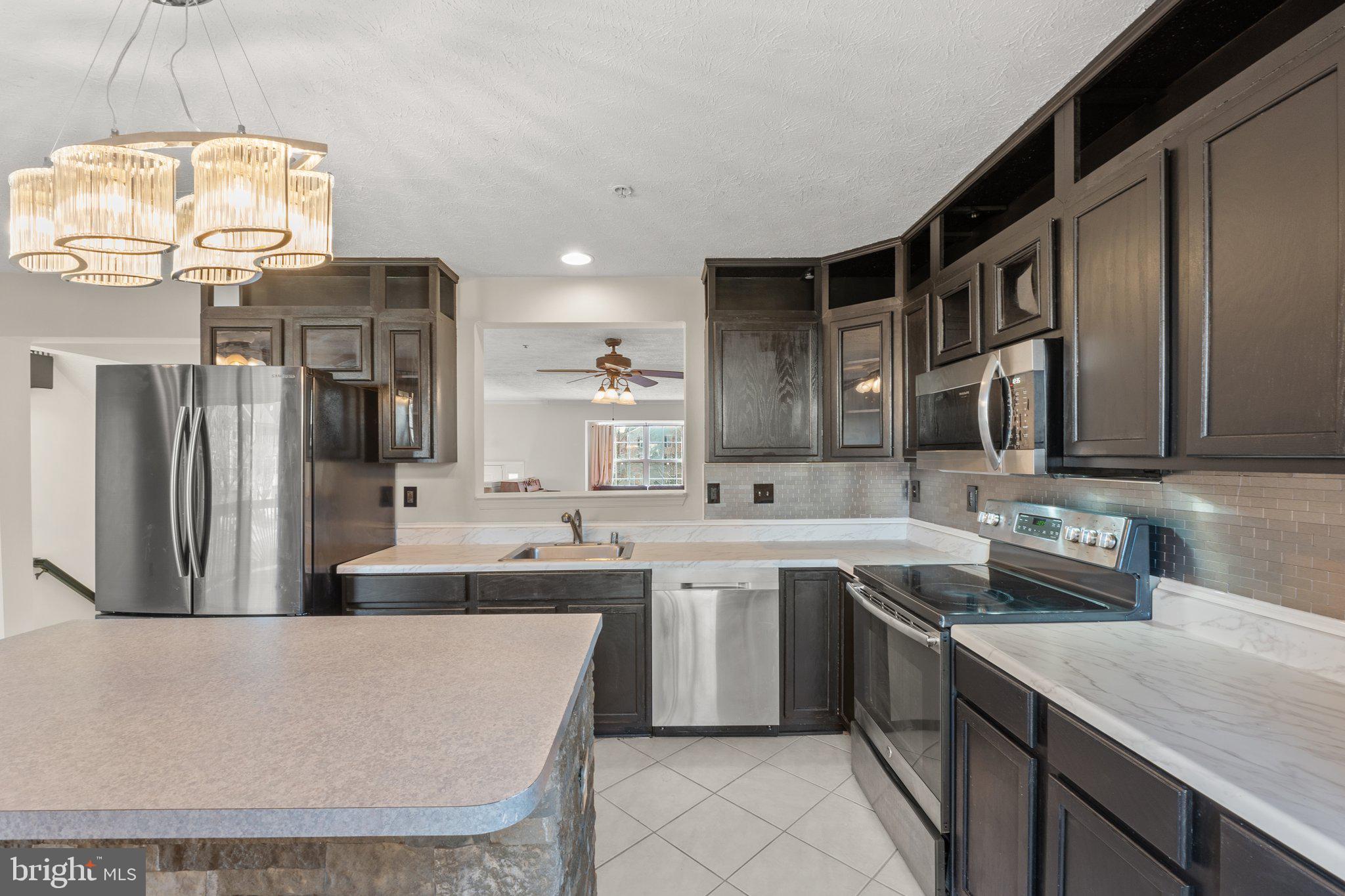 PIN OAK VILLAGE - Residential Lease