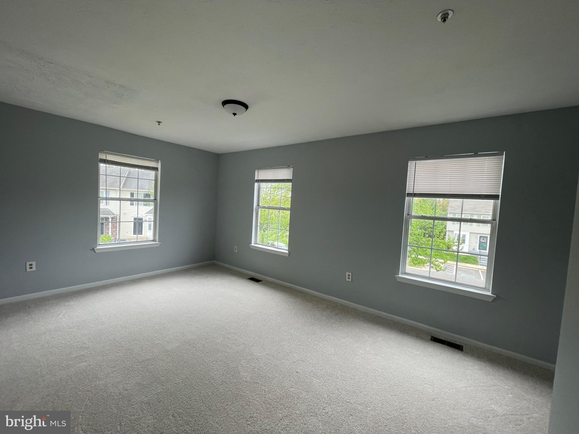 PENNSYLVANIA PLACE - Residential