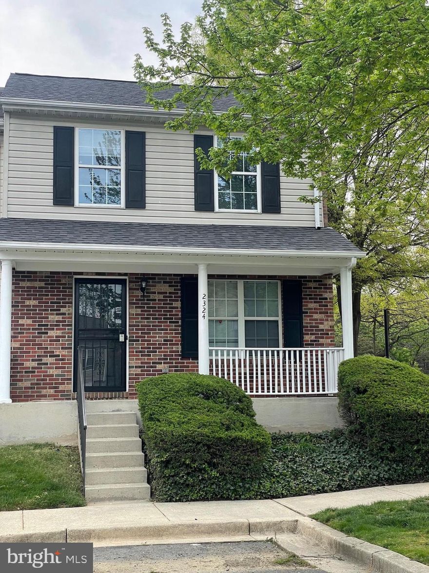 Updated & well maintained  END-unit Townhome Close to metro, DC, and 495. 
Beautiful front porch, Large living room ,dining room and updated kitchen. Three bedrooms ,with 2.5 bathrooms and Fully-finished basement, brick front and side, with nice deck backing to common area and trees.