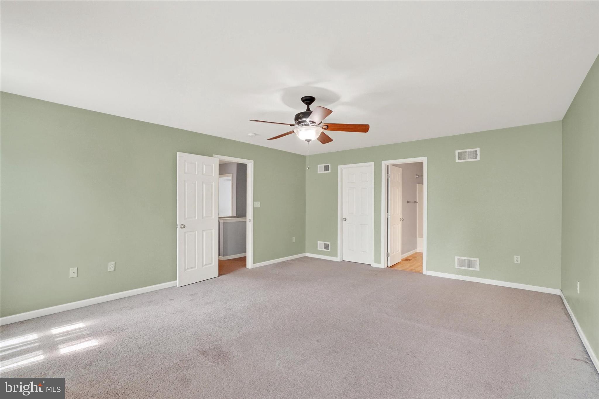 KENSINGTON - Residential