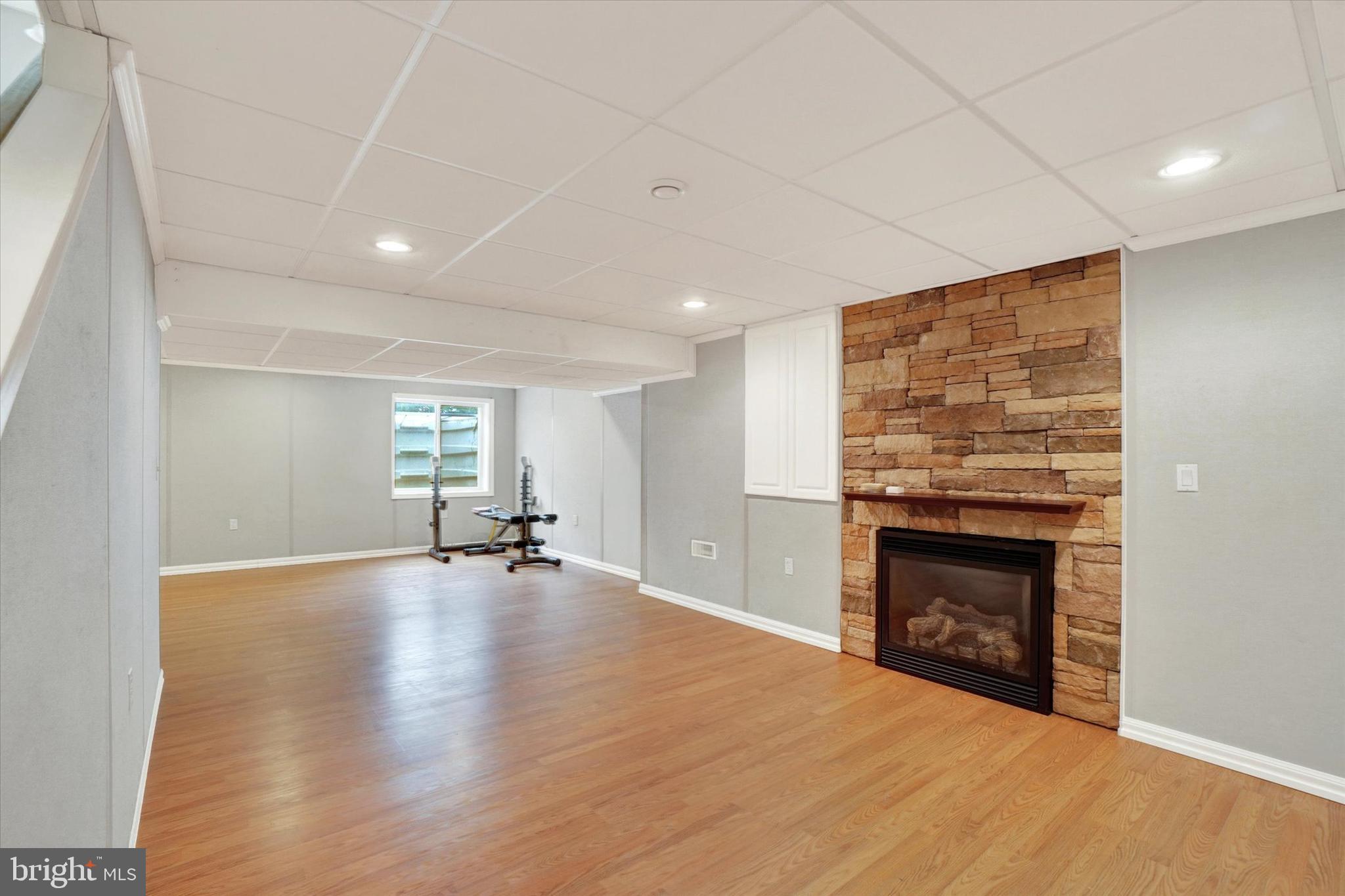 KENSINGTON - Residential