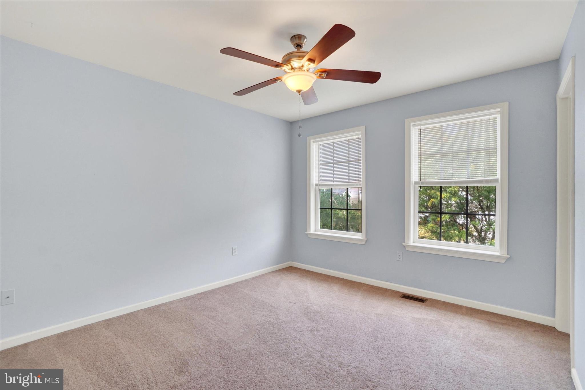 KENSINGTON - Residential