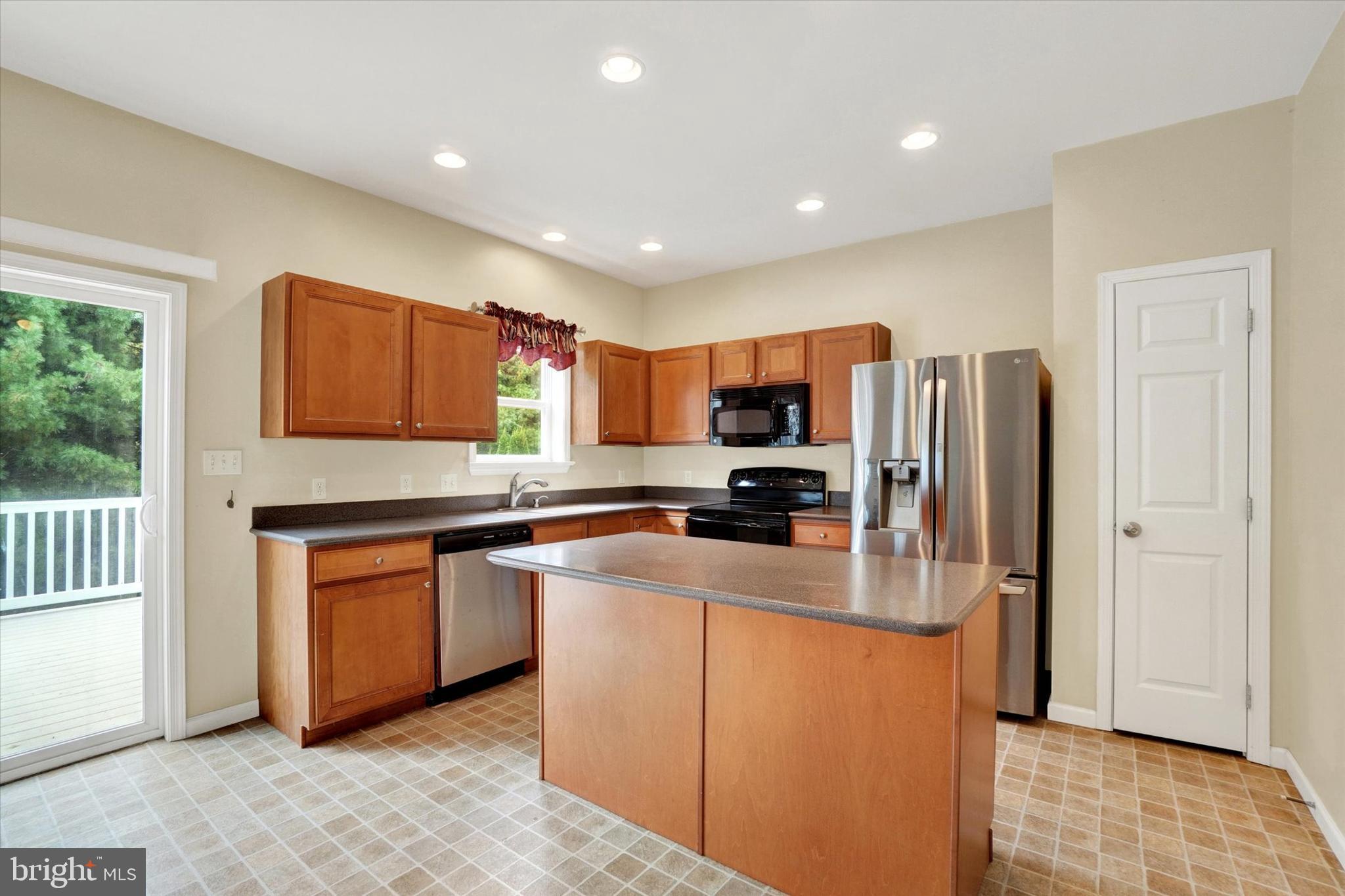 KENSINGTON - Residential