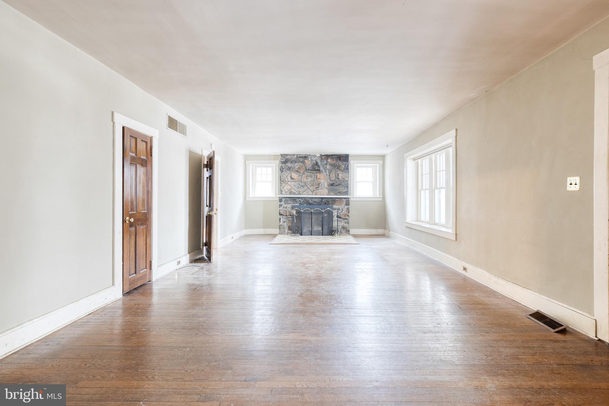 2004 WESTCHESTER AVENUE