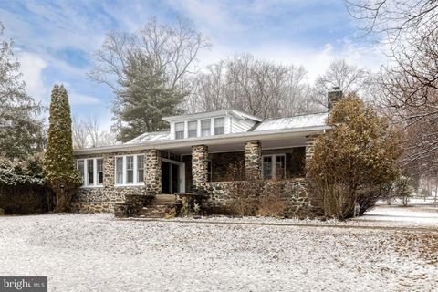 2004 WESTCHESTER AVENUE BALTIMORE MD 21228