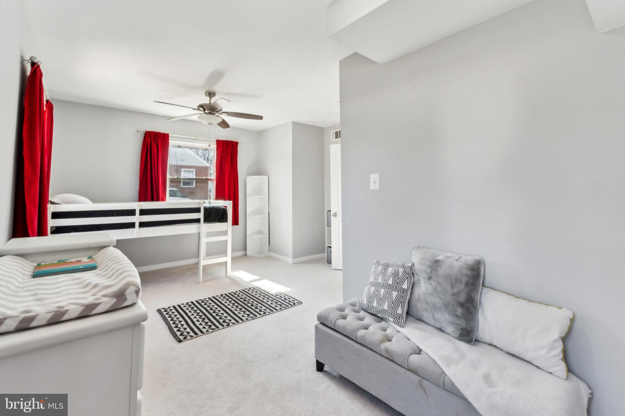 OLE LONGFIELD - Residential