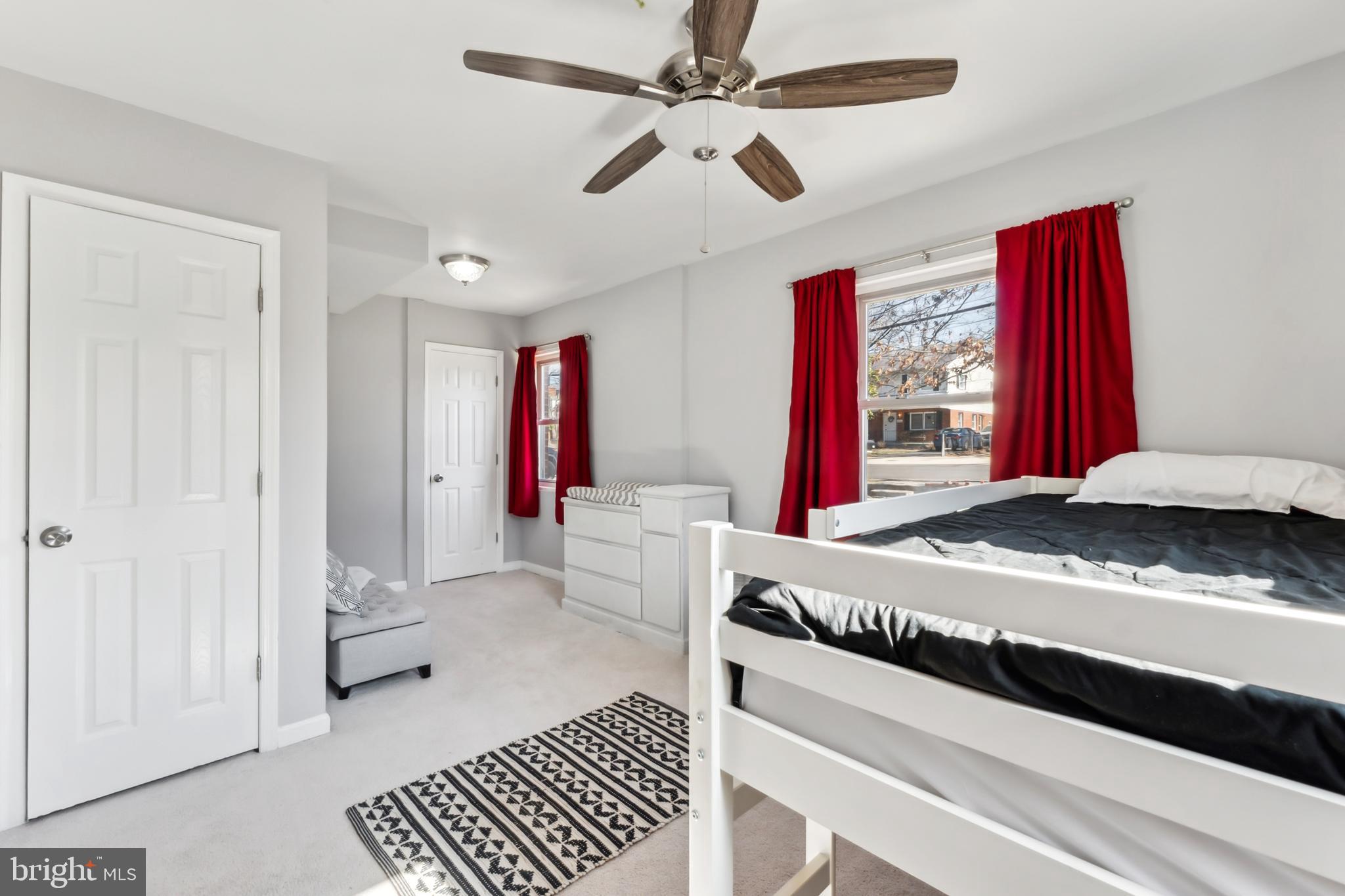 OLE LONGFIELD - Residential