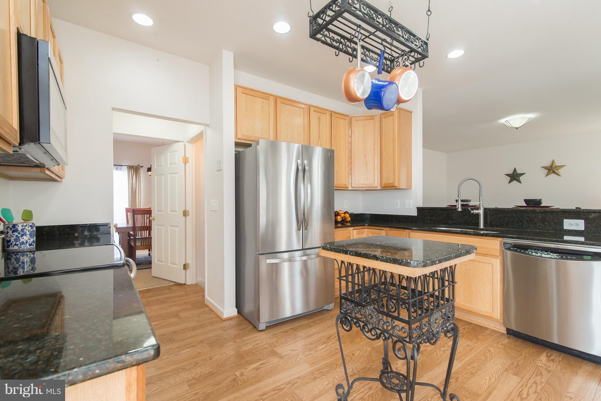 LAKELAND PLACE - Residential