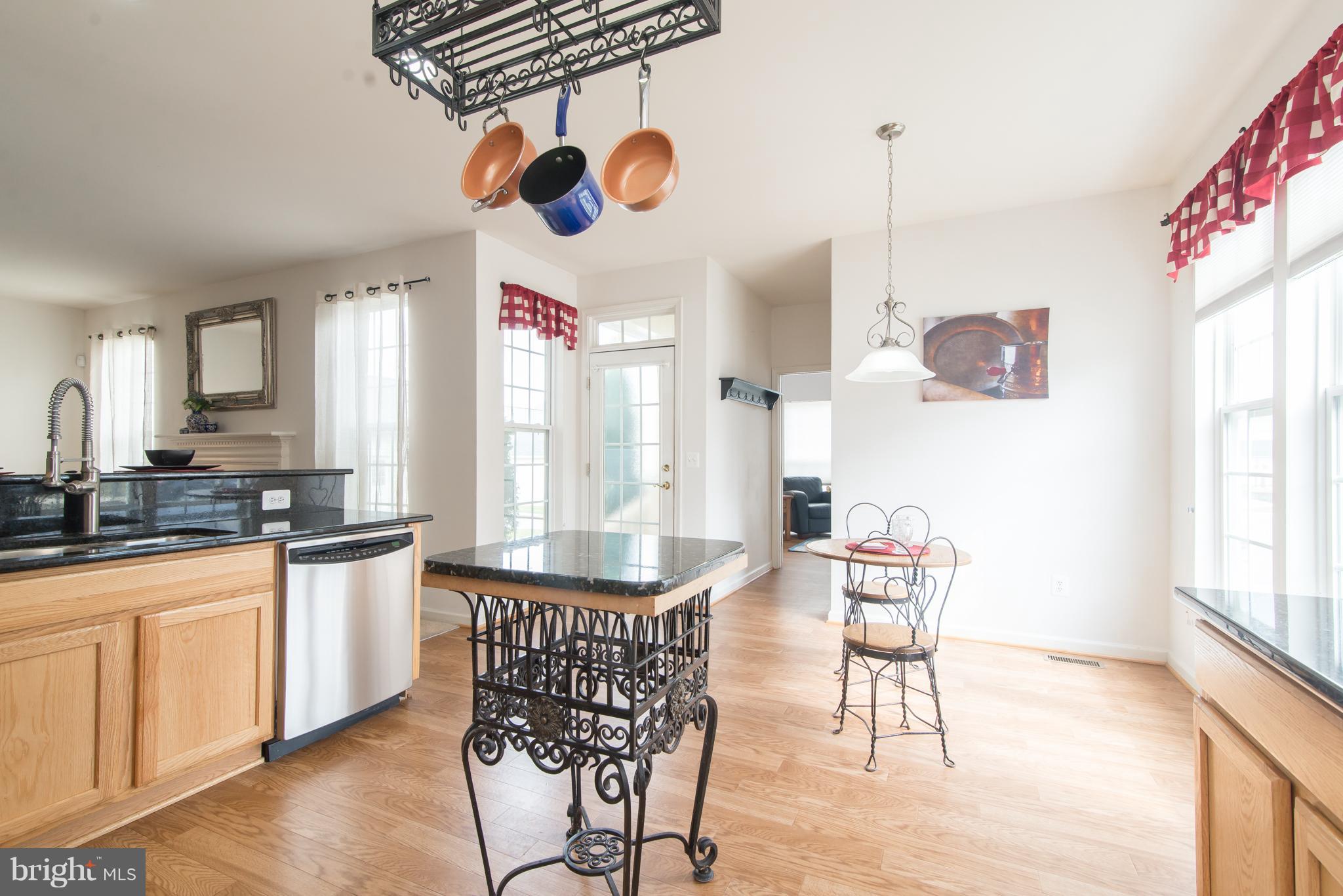 LAKELAND PLACE - Residential