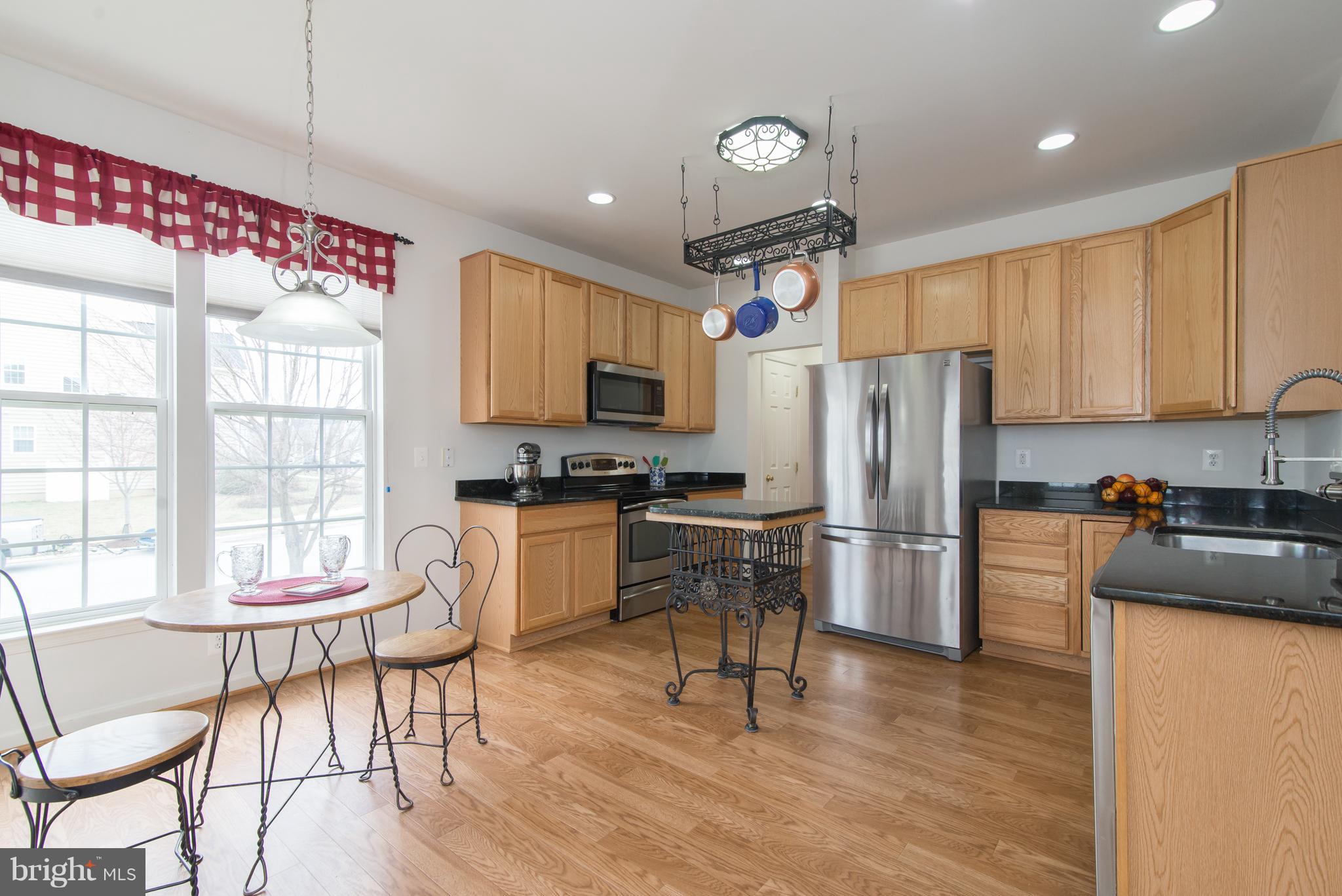 LAKELAND PLACE - Residential