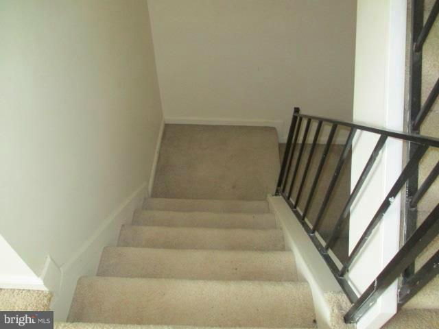 FULLERTON FARMS - Residential