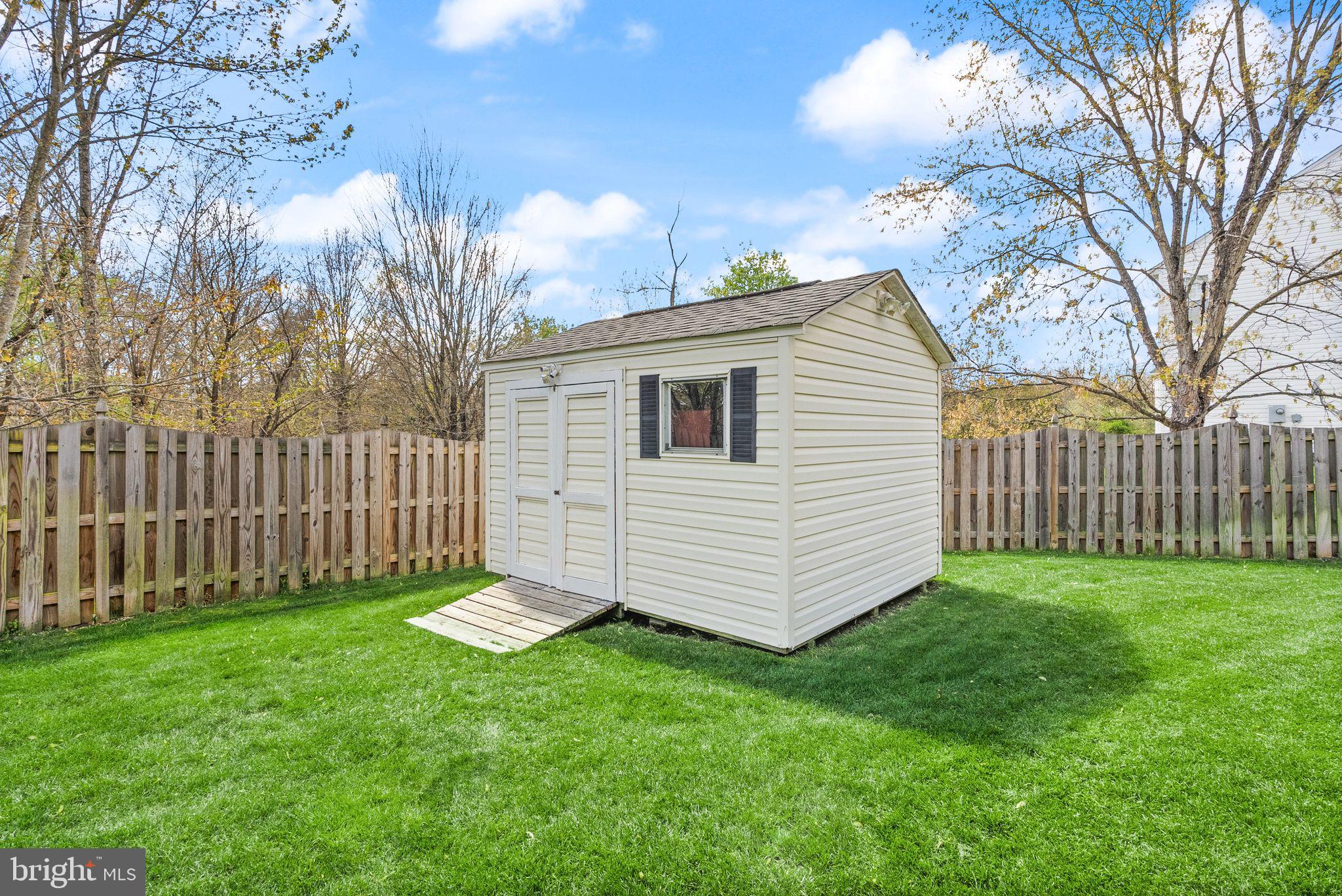 BRIDLEWOOD MANOR - Residential