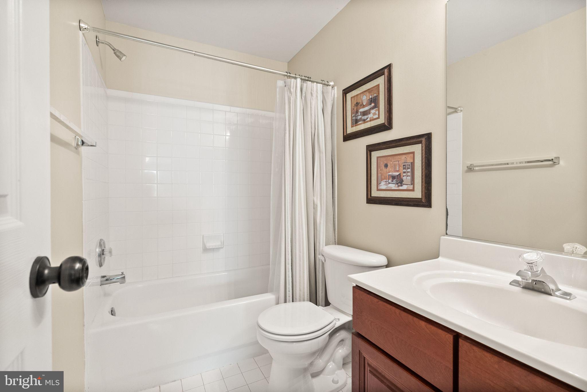 BRIDLEWOOD MANOR - Residential