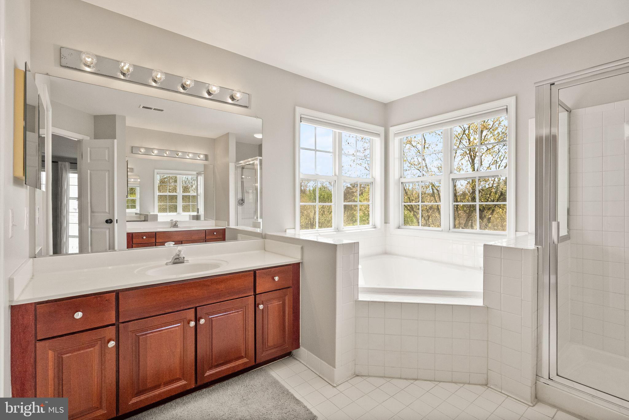 BRIDLEWOOD MANOR - Residential