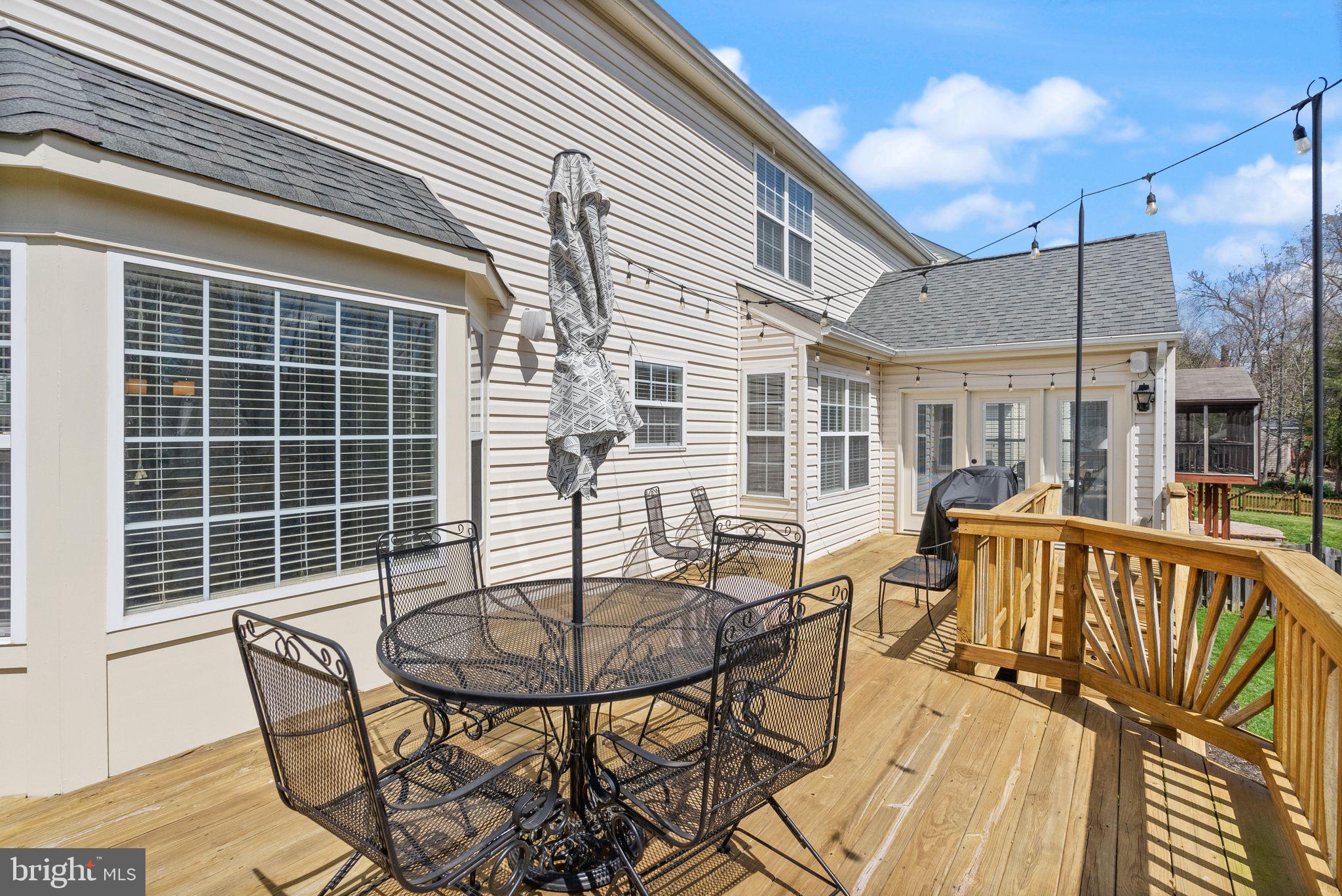 BRIDLEWOOD MANOR - Residential