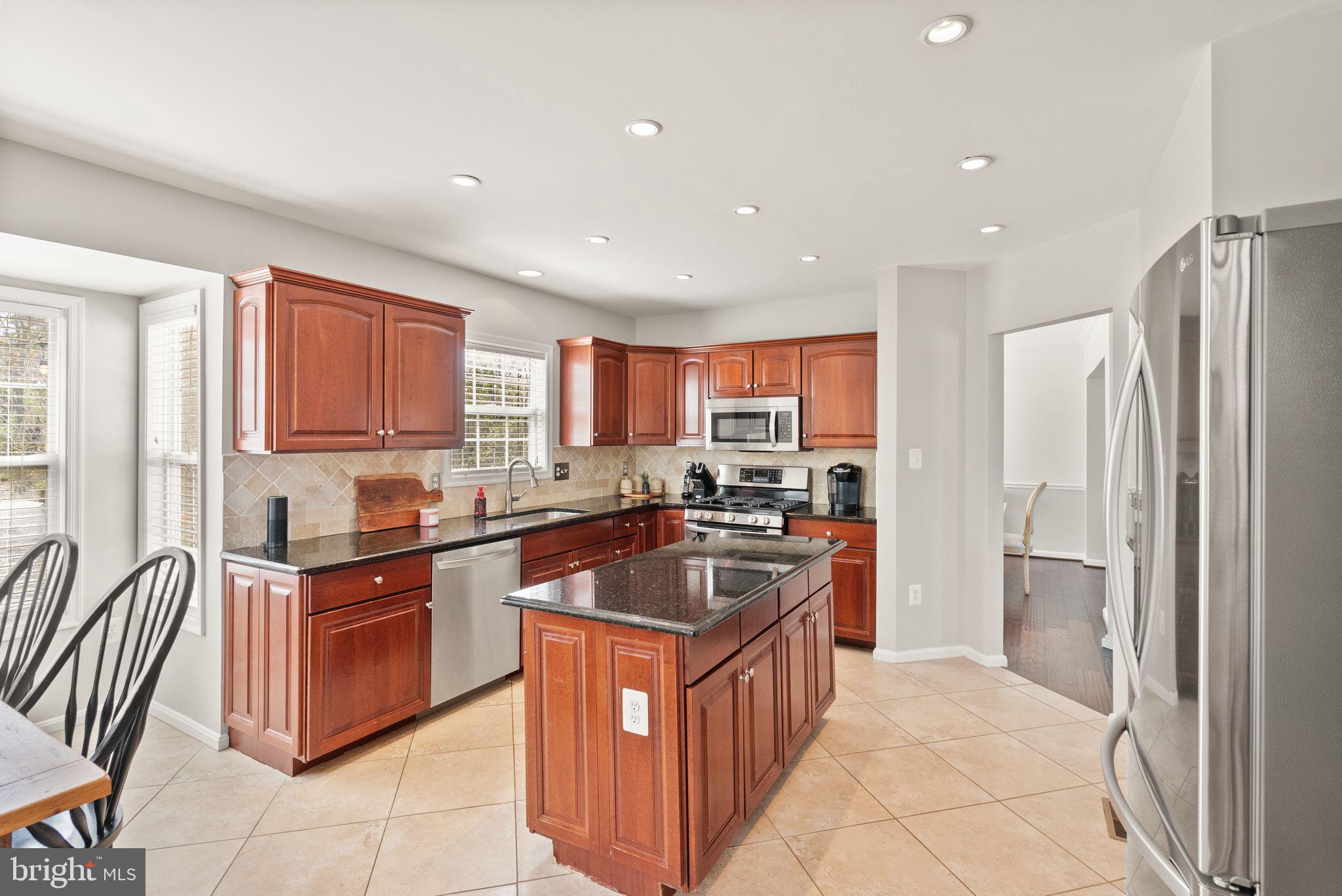 BRIDLEWOOD MANOR - Residential