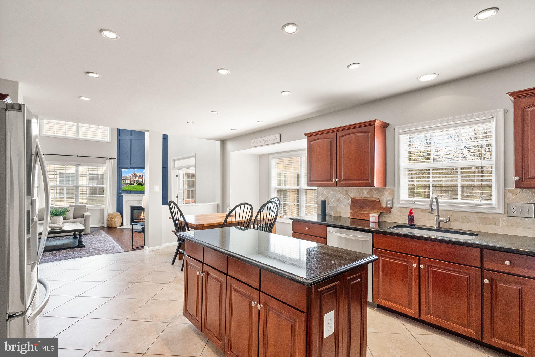 BRIDLEWOOD MANOR - Residential