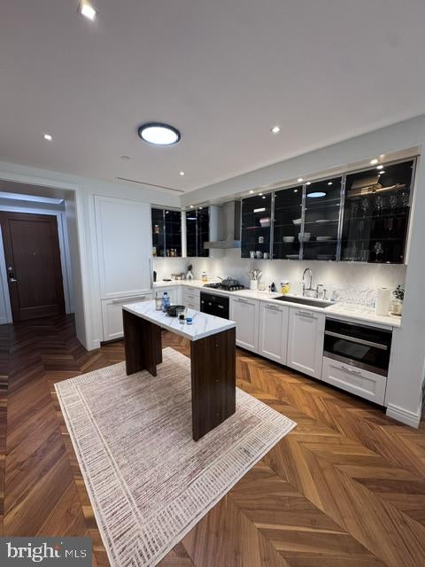 300 INTERNATIONAL DRIVE 2407
