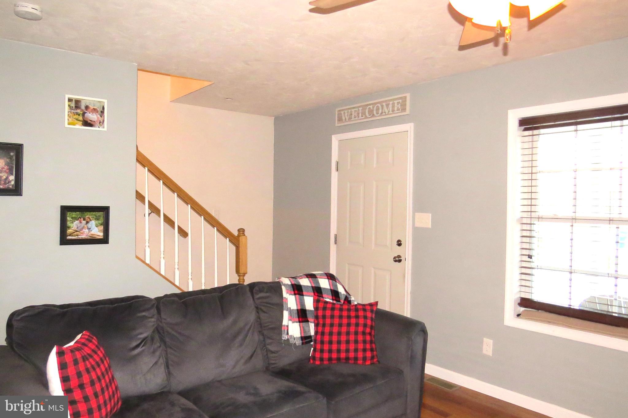 COLONIAL RIDGE - Residential