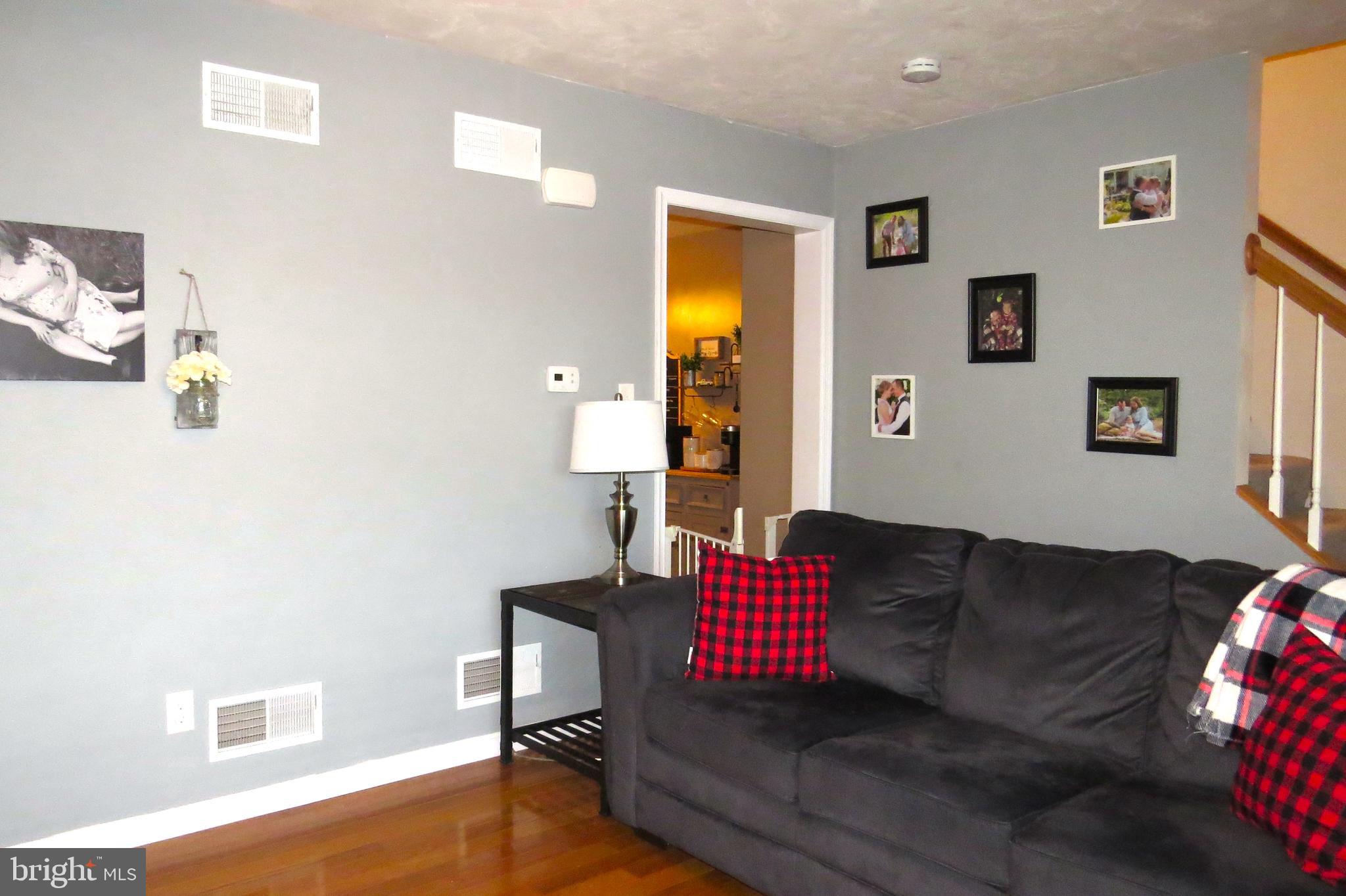 COLONIAL RIDGE - Residential