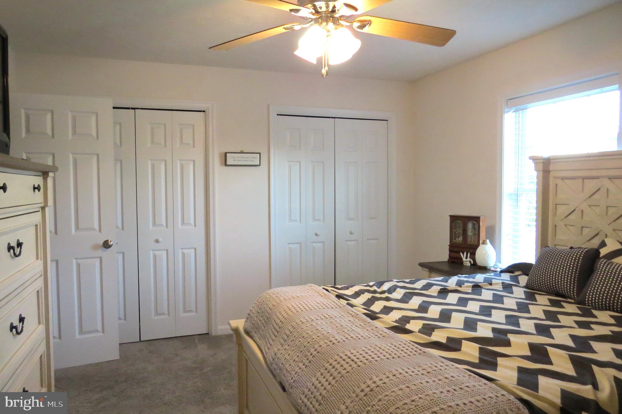COLONIAL RIDGE - Residential