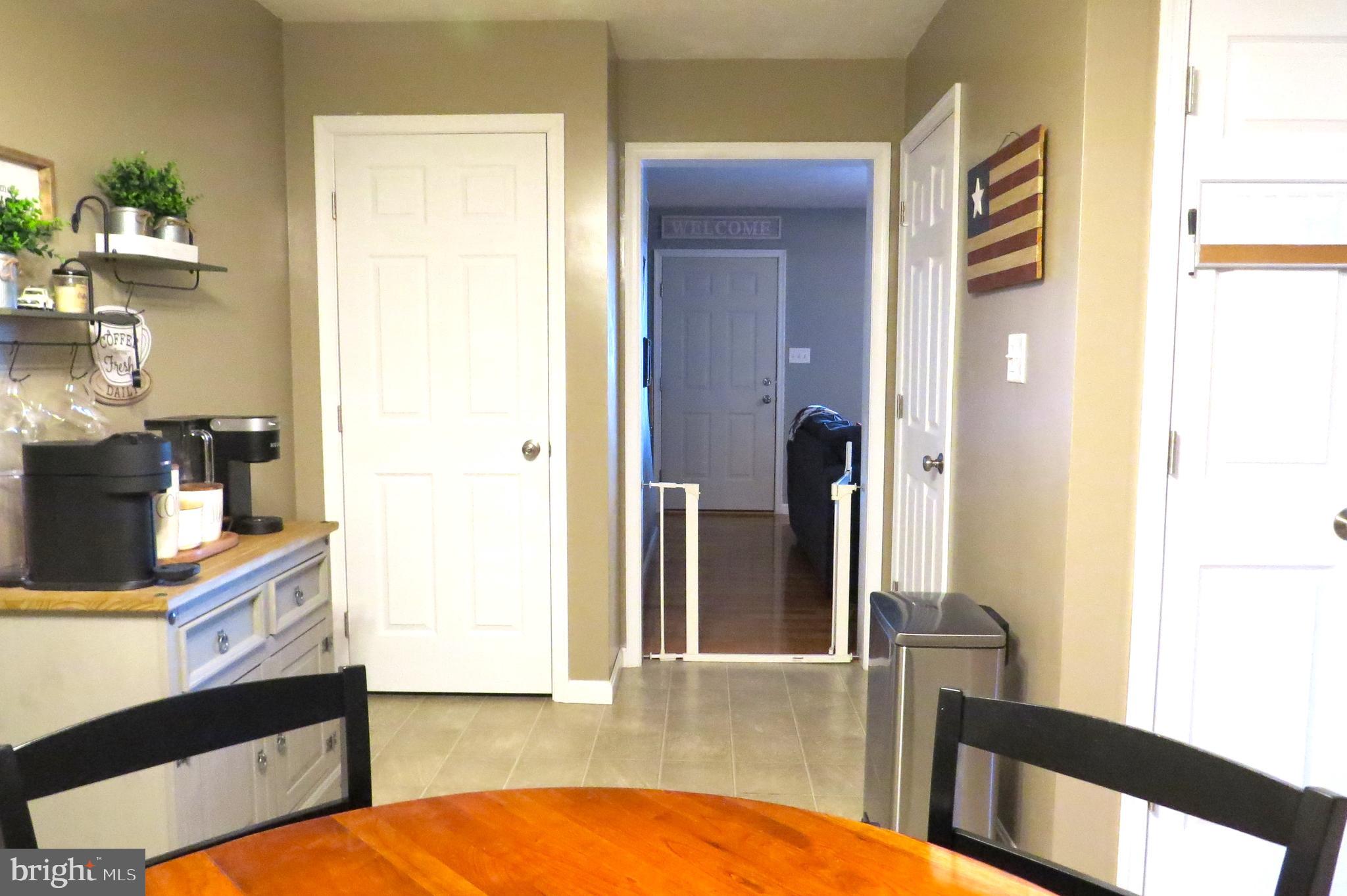 COLONIAL RIDGE - Residential