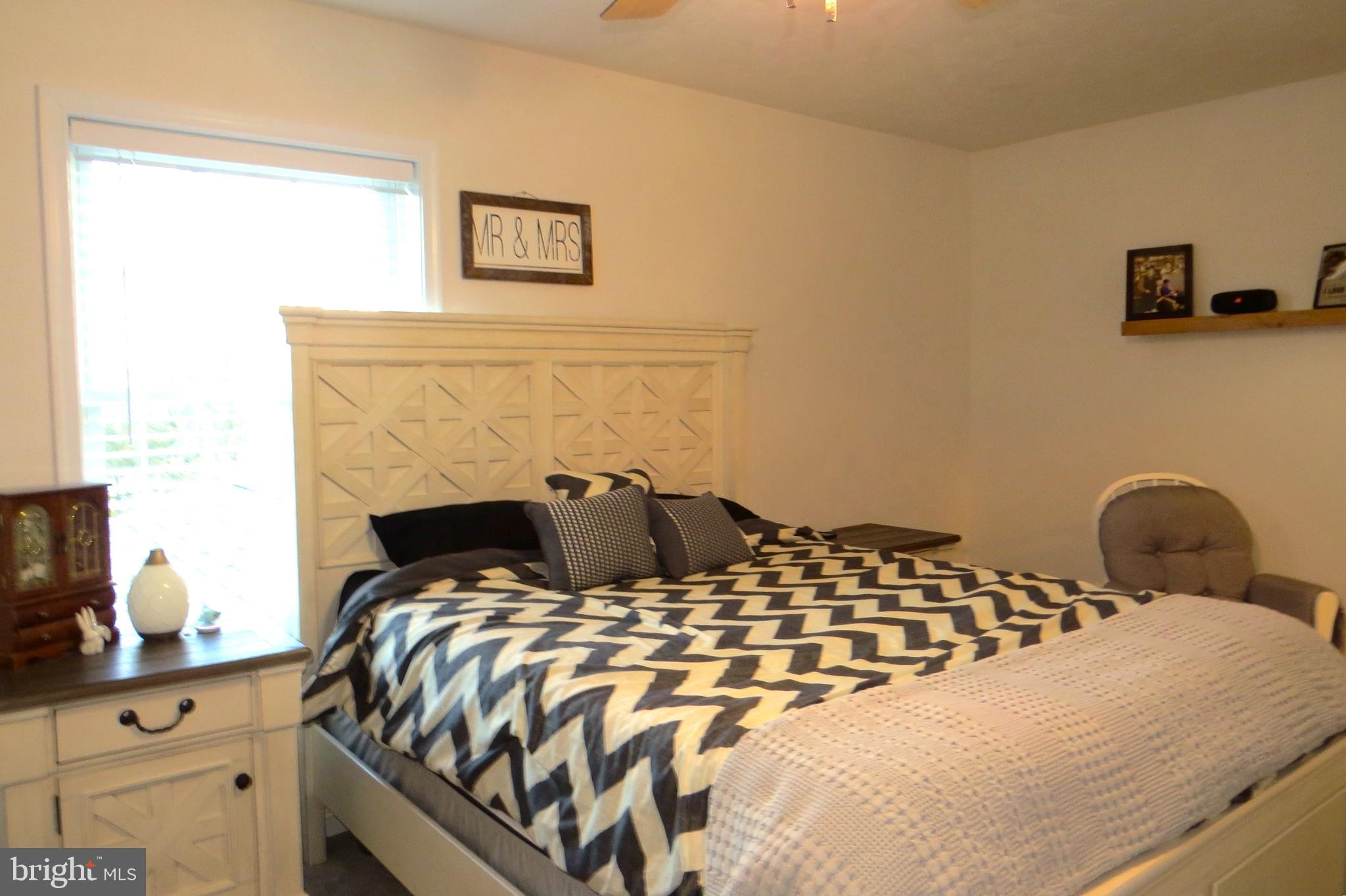 COLONIAL RIDGE - Residential