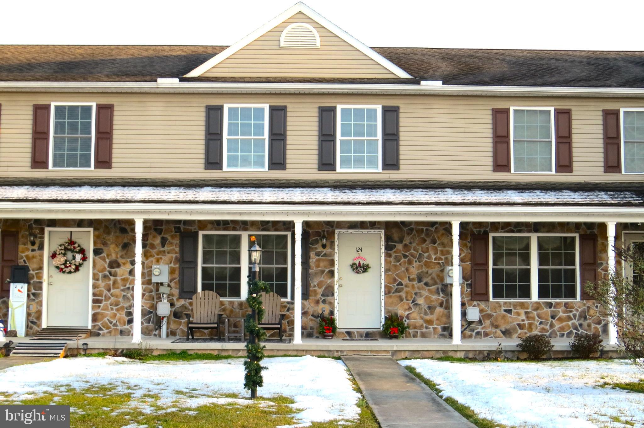 COLONIAL RIDGE - Residential