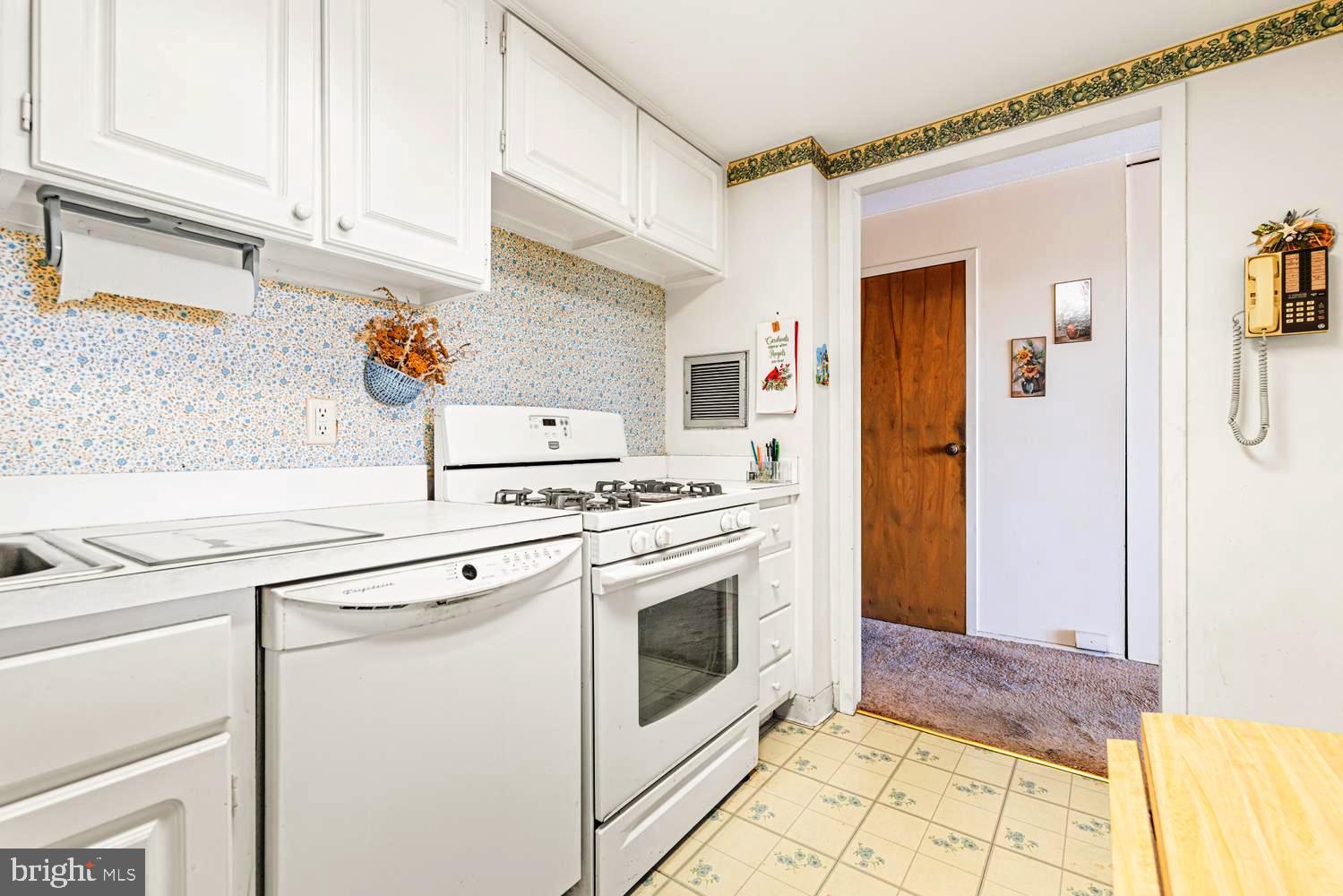 100 WEST AVENUE 411-S