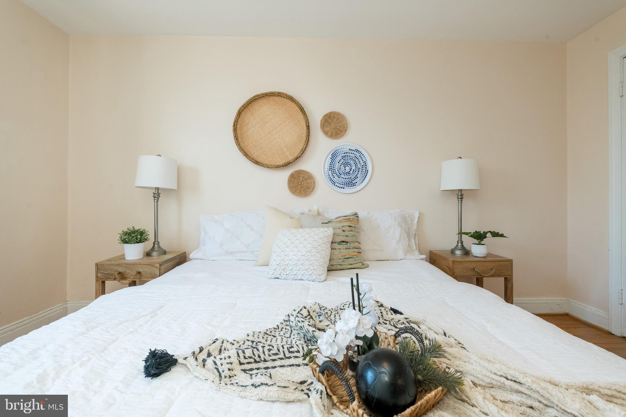 EDNOR GARDENS - LAKESIDE - Residential