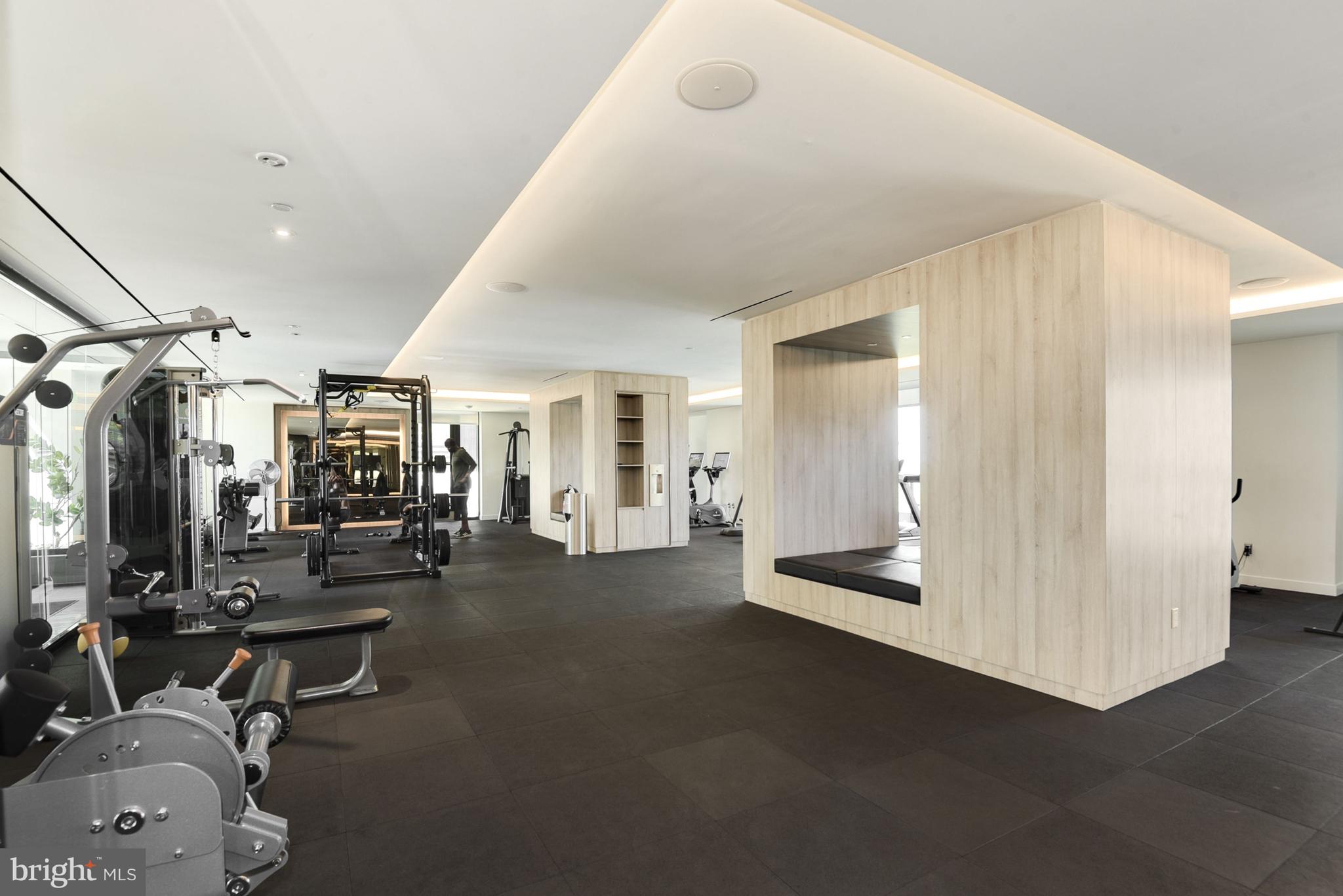 THE BORO TYSONS - Residential