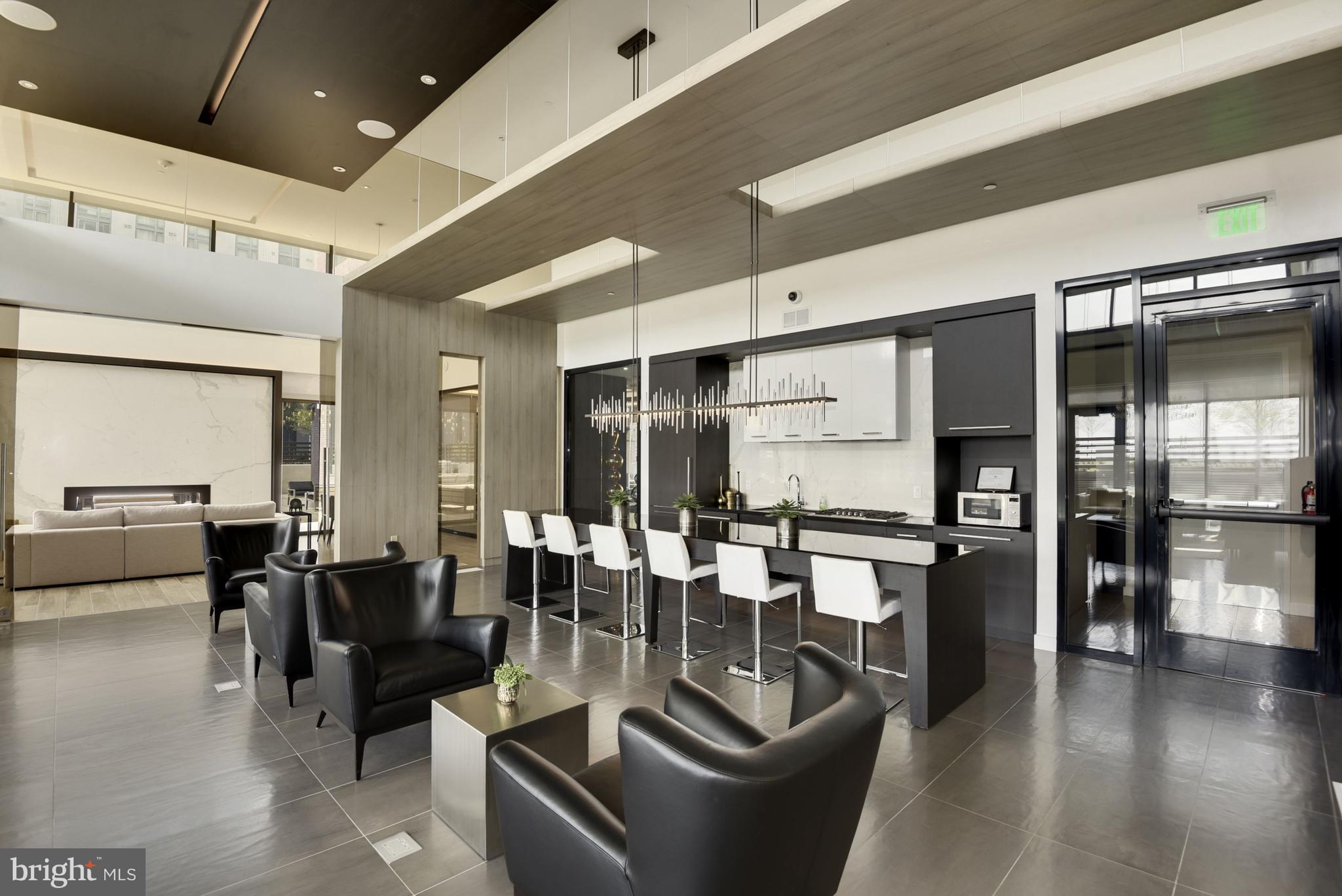 THE BORO TYSONS - Residential