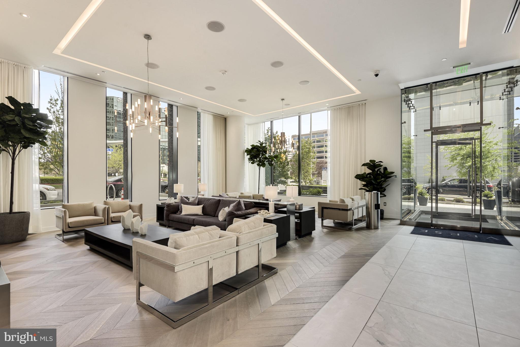 THE BORO TYSONS - Residential