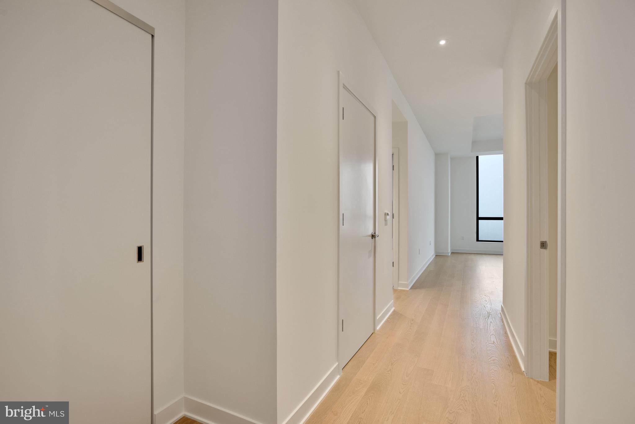 THE BORO TYSONS - Residential